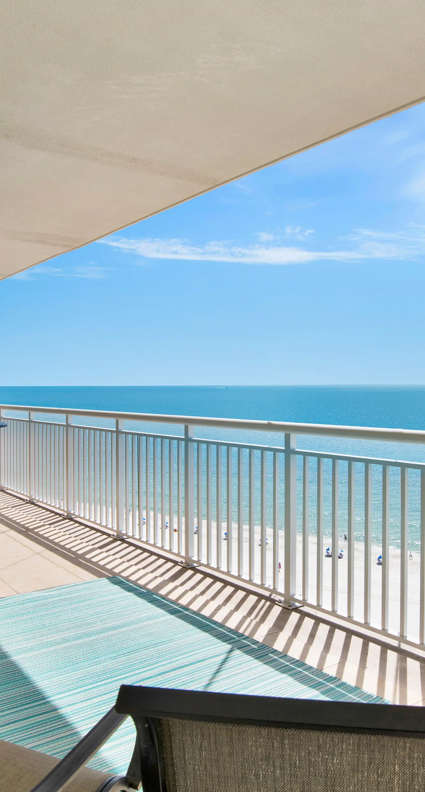 Upscale beachfront retreat w/private balcony, resort pool, sauna, & beach access