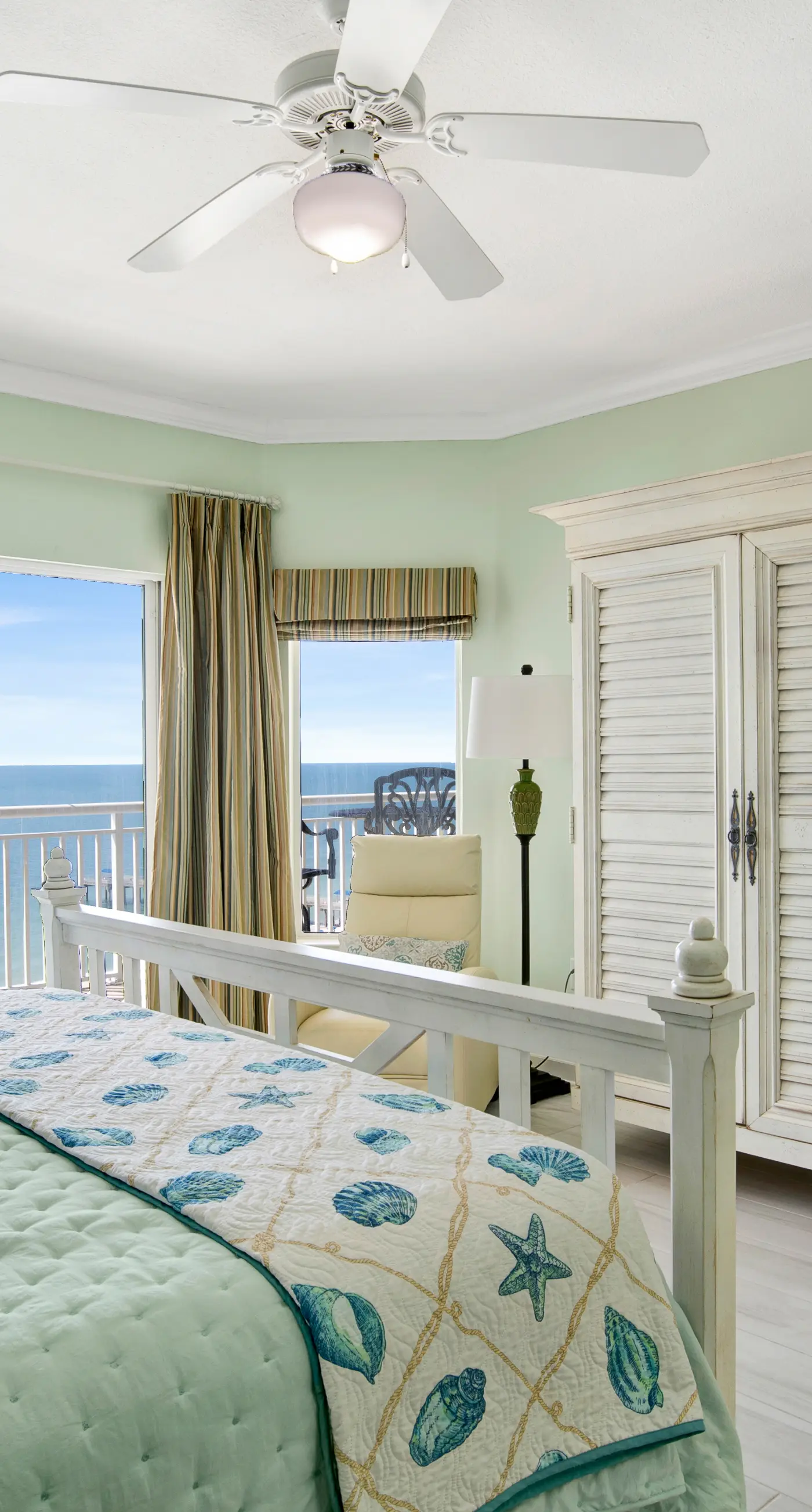 Upscale beachfront retreat w/private balcony, resort pool, sauna, & beach access