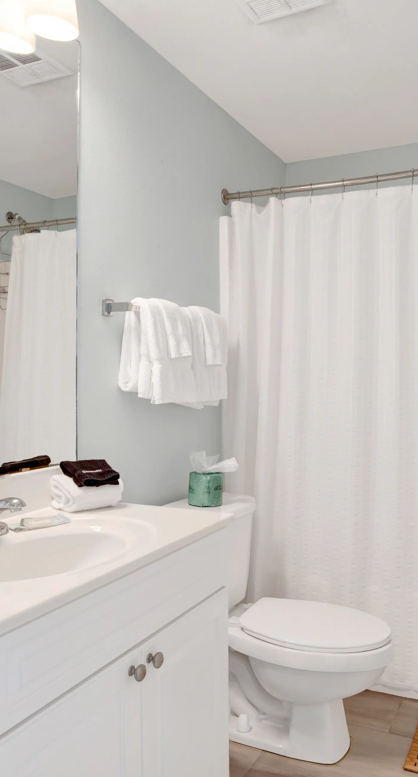 Upscale beachfront retreat w/private balcony, resort pool, sauna, & beach access