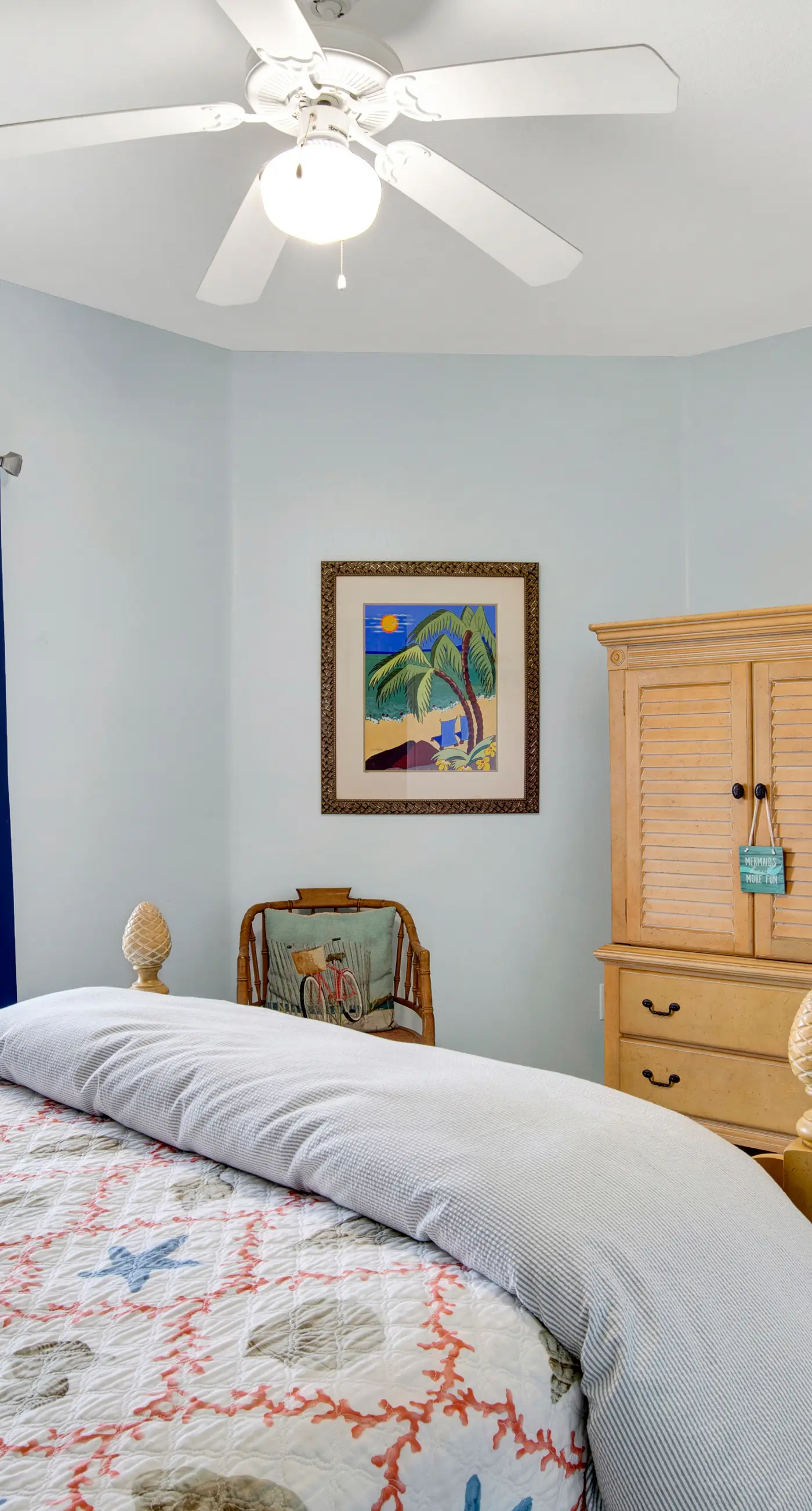 Upscale beachfront retreat w/private balcony, resort pool, sauna, & beach access