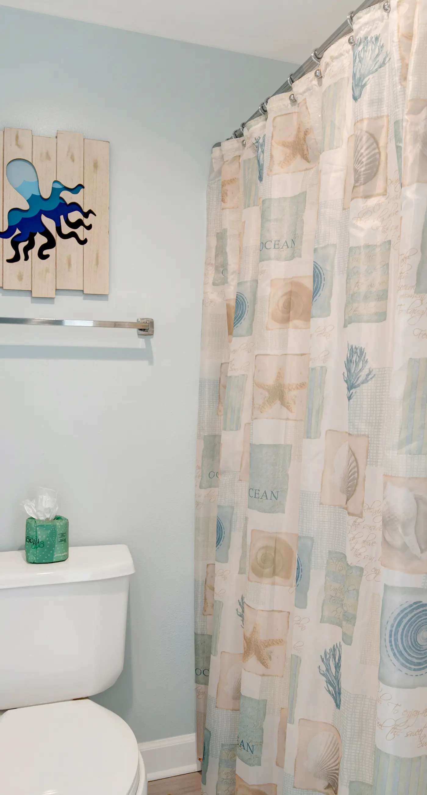 Upscale beachfront retreat w/private balcony, resort pool, sauna, & beach access