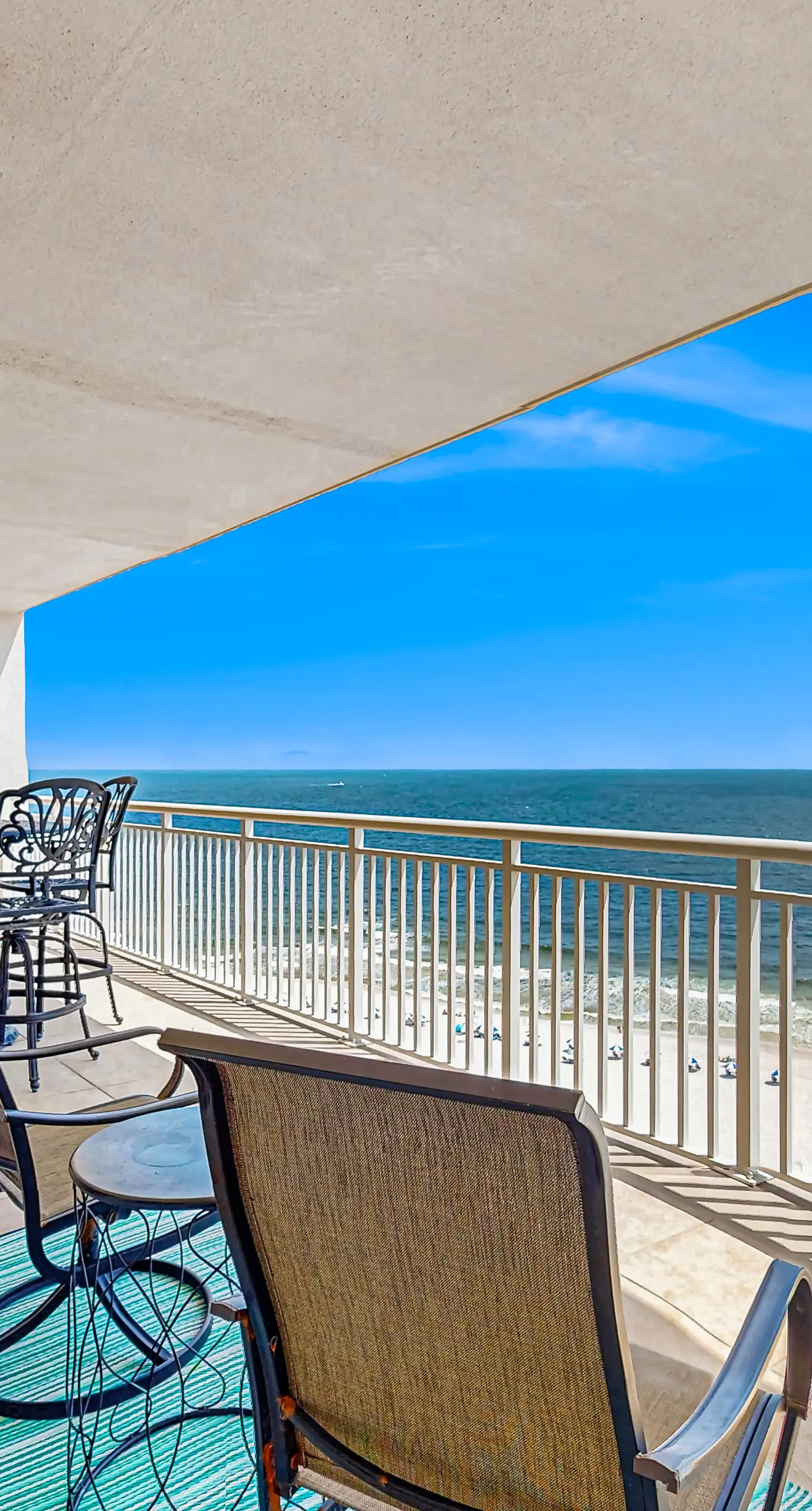 Upscale beachfront retreat w/private balcony, resort pool, sauna, & beach access