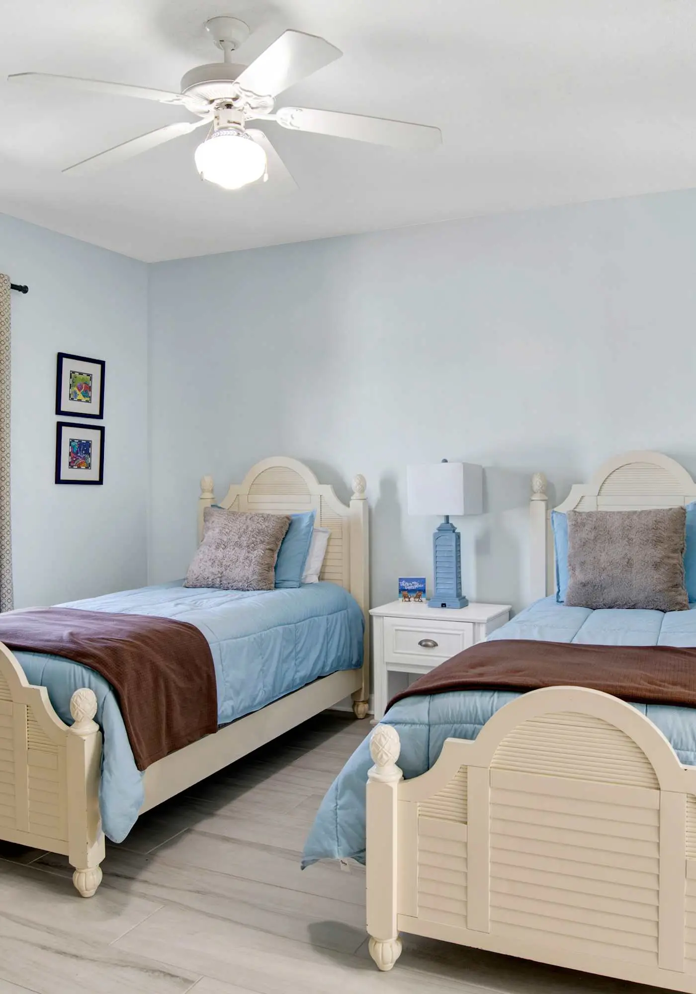 Upscale beachfront retreat w/private balcony, resort pool, sauna, & beach access