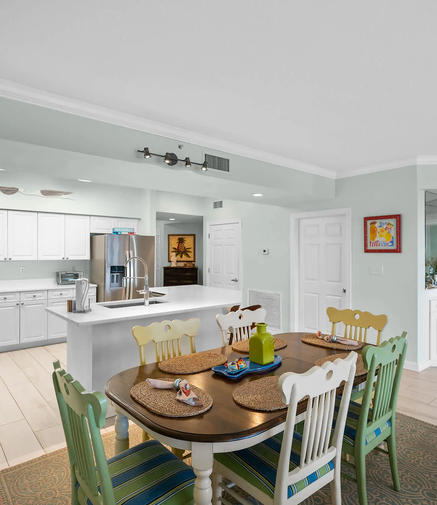 Upscale beachfront retreat w/private balcony, resort pool, sauna, & beach access