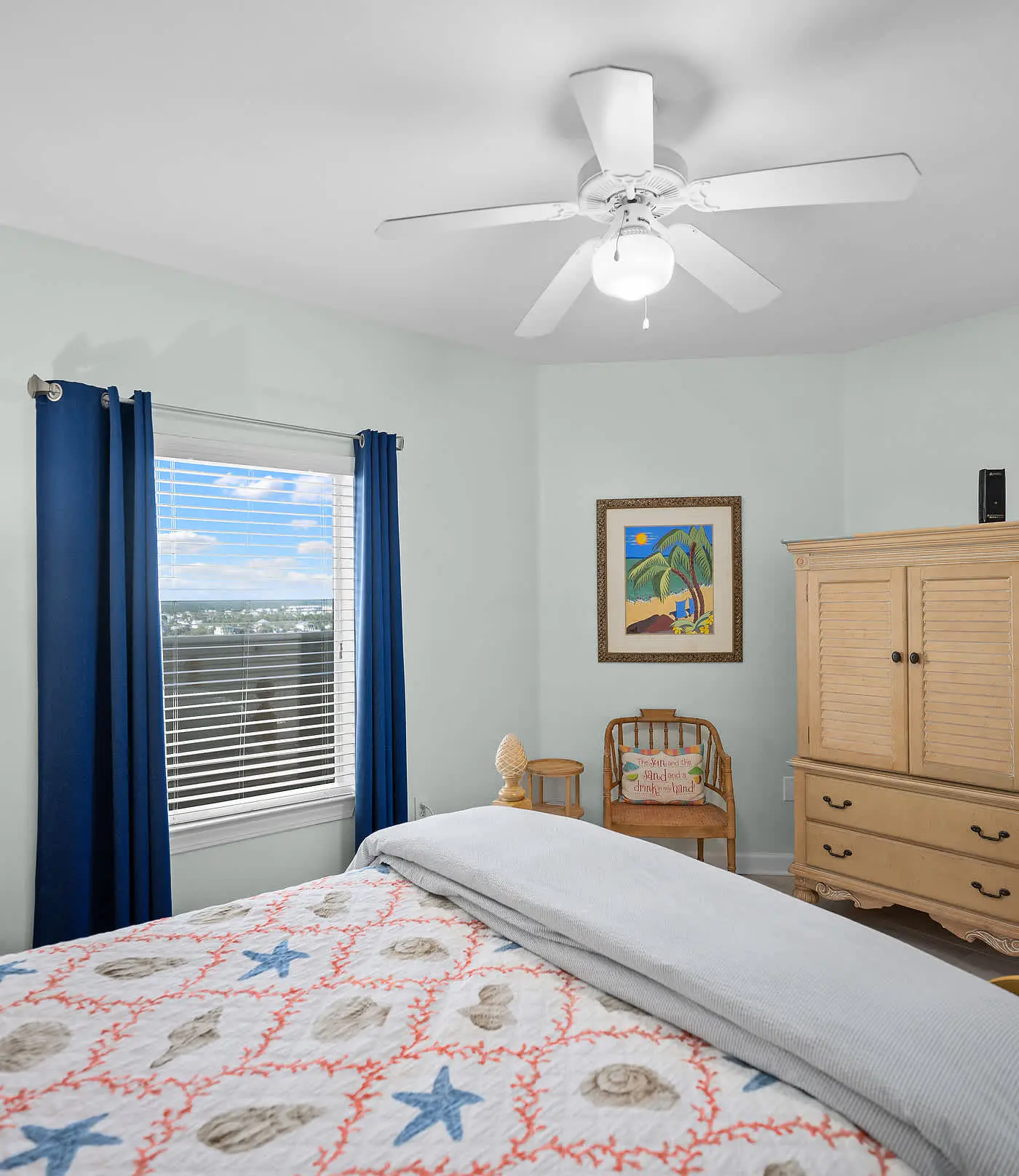 Upscale beachfront retreat w/private balcony, resort pool, sauna, & beach access