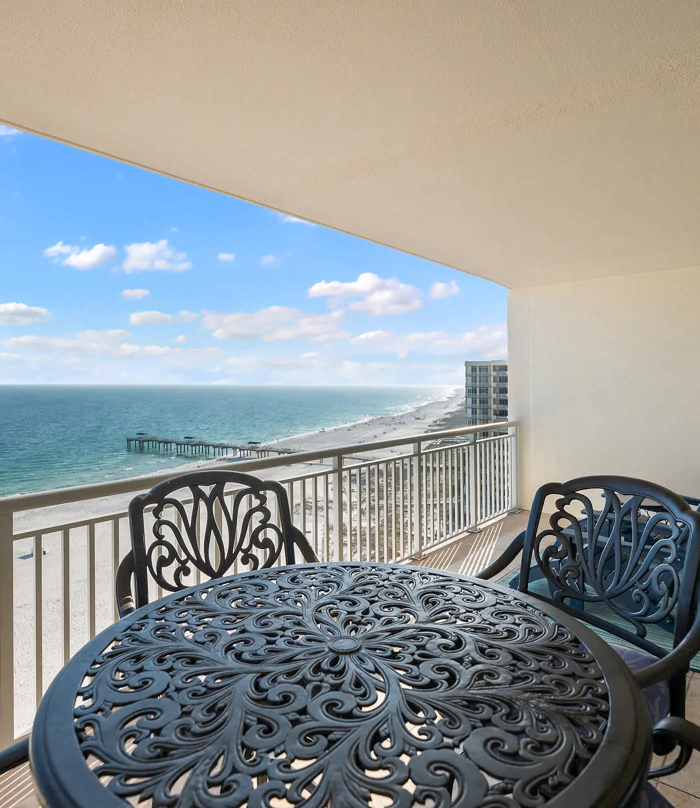 Upscale beachfront retreat w/private balcony, resort pool, sauna, & beach access