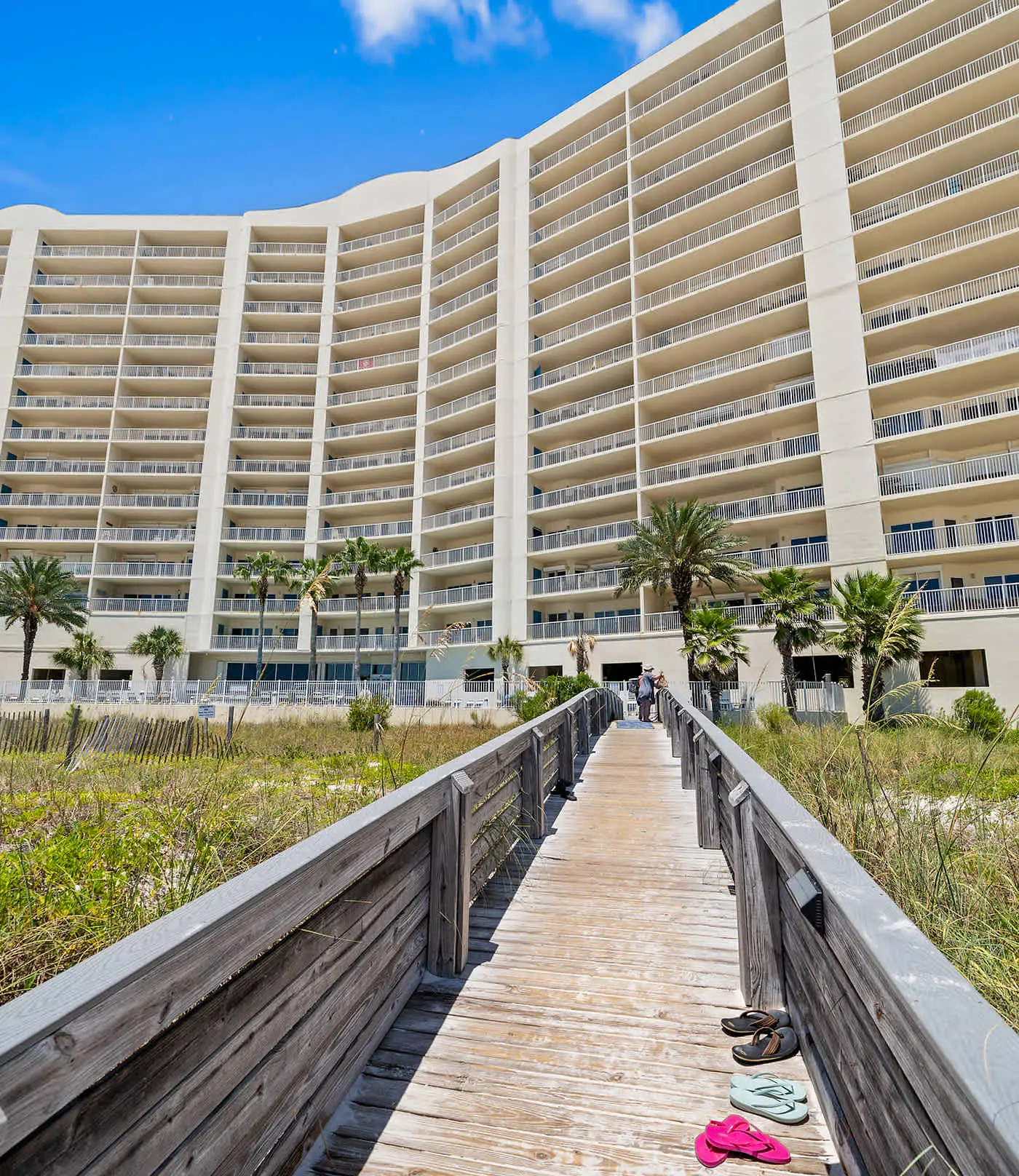 Upscale beachfront retreat w/private balcony, resort pool, sauna, & beach access