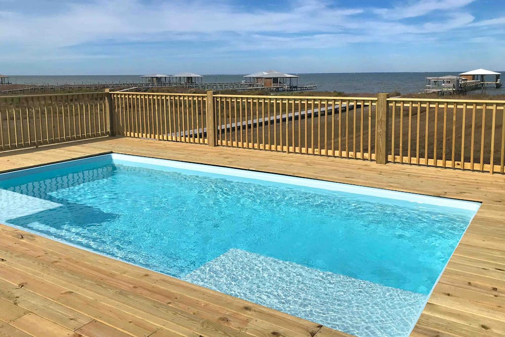 Bayfront home with beach access & breathtaking water views - dog-friendly