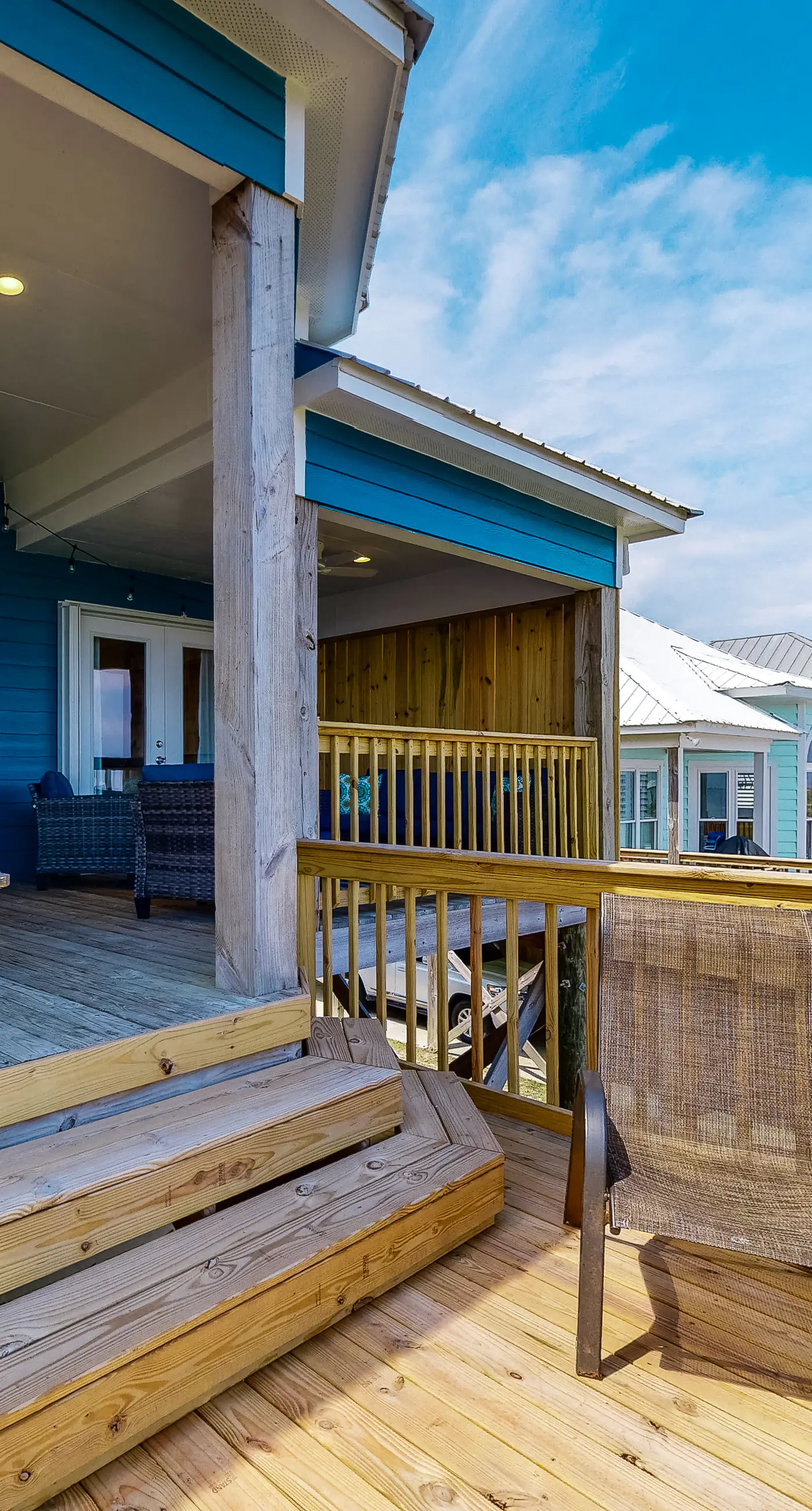 Bayfront home with beach access & breathtaking water views - dog-friendly