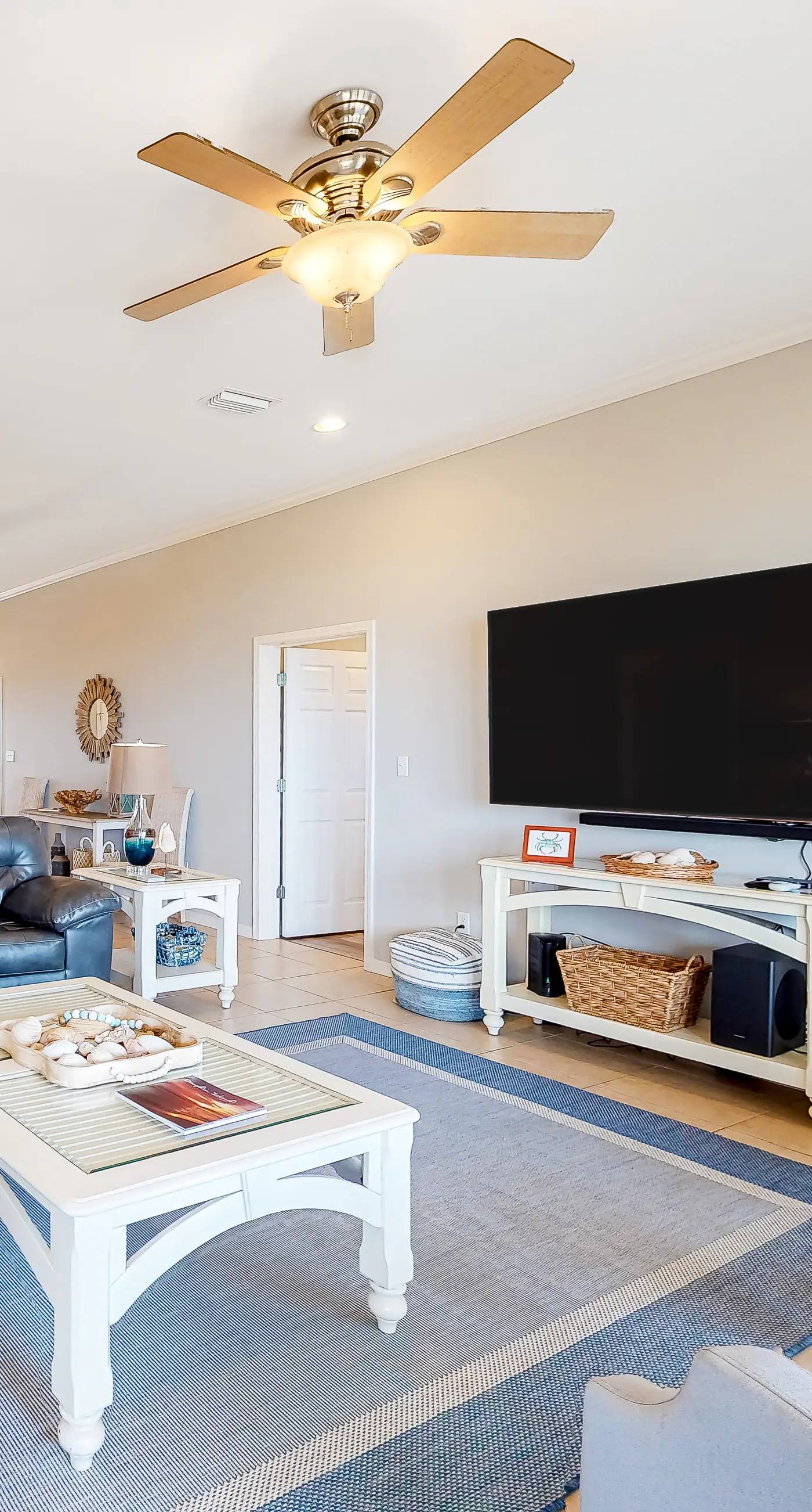 Bayfront home with beach access & breathtaking water views - dog-friendly