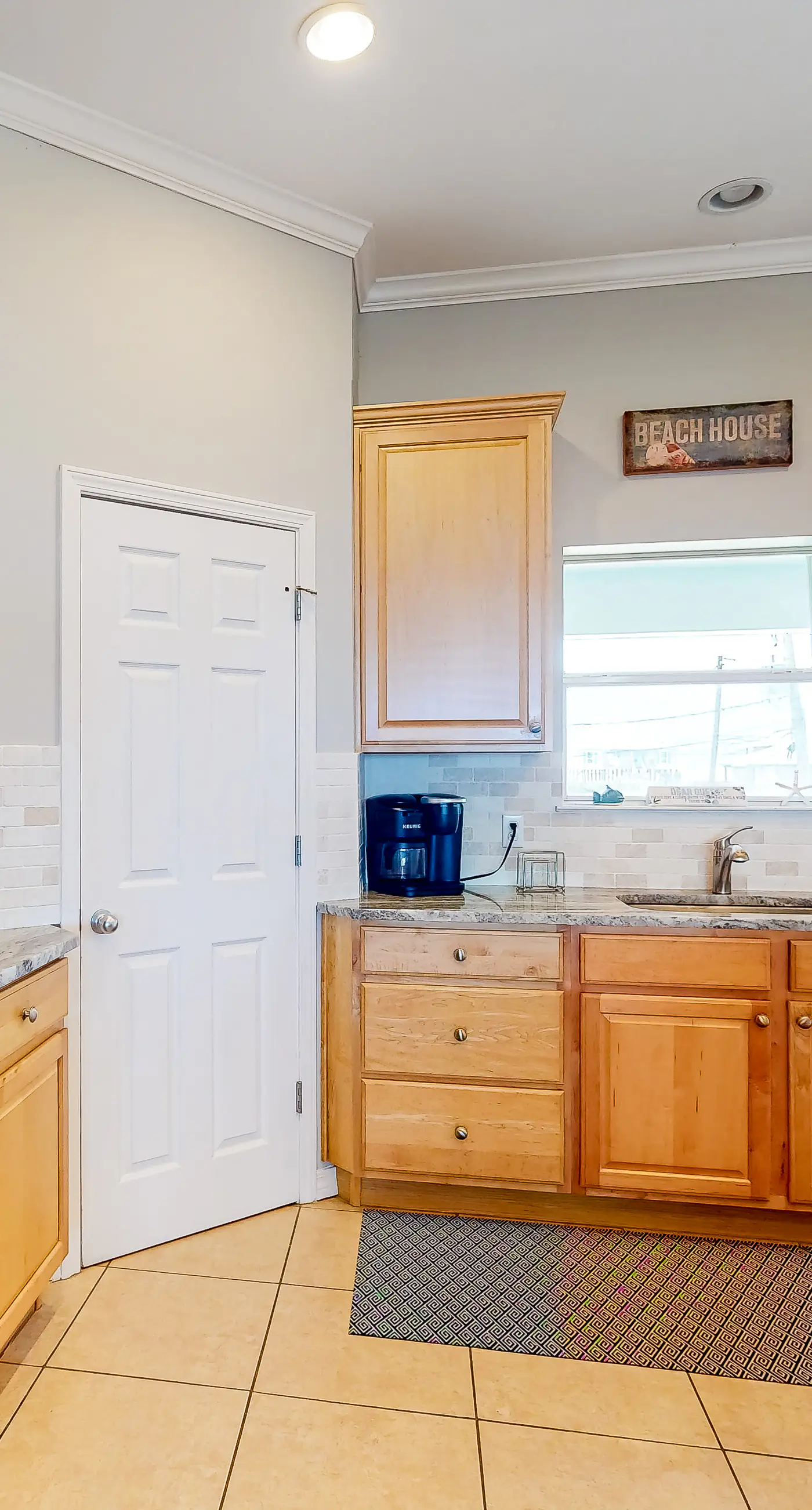 Bayfront home with beach access & breathtaking water views - dog-friendly