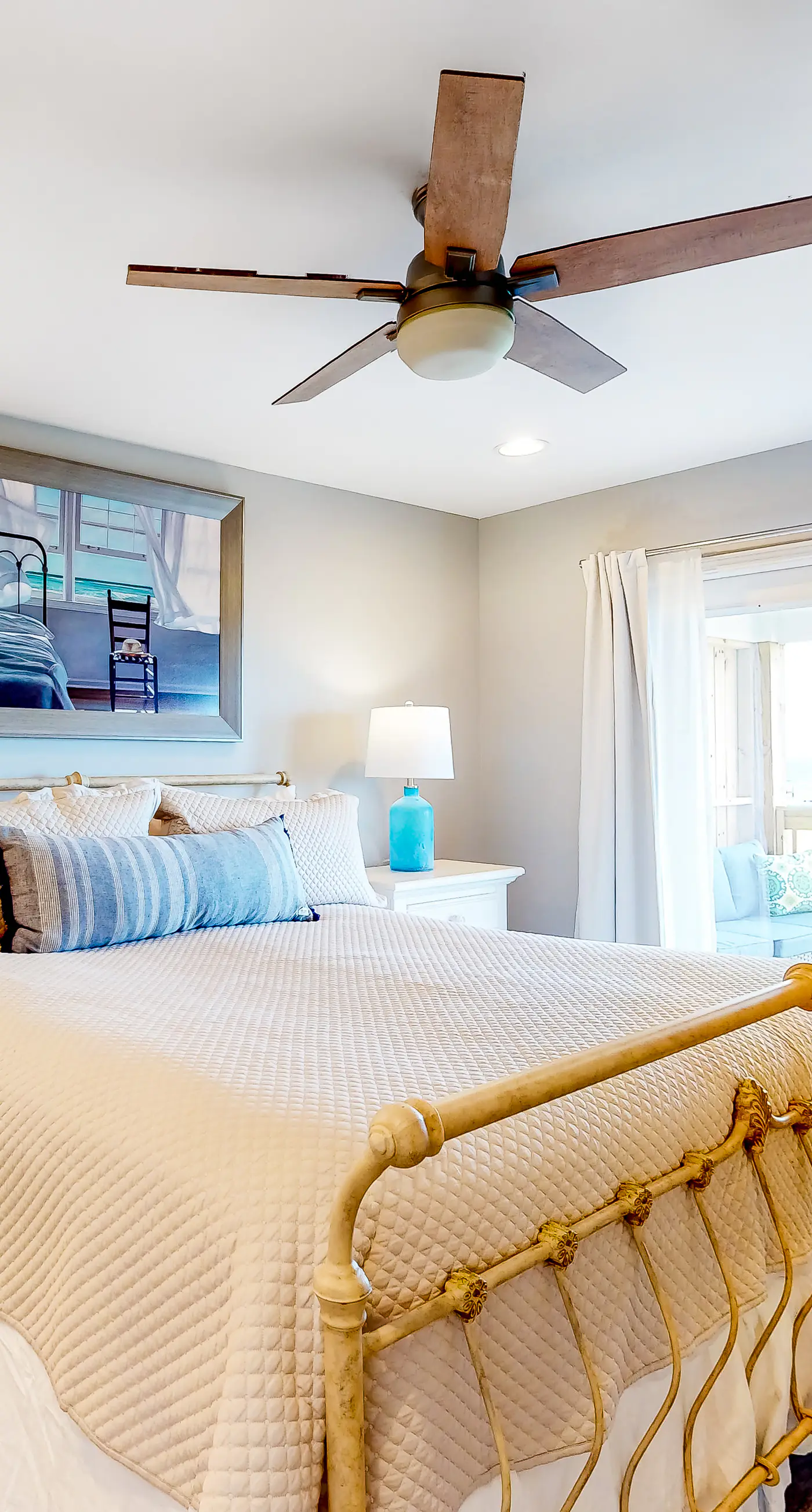 Bayfront home with beach access & breathtaking water views - dog-friendly