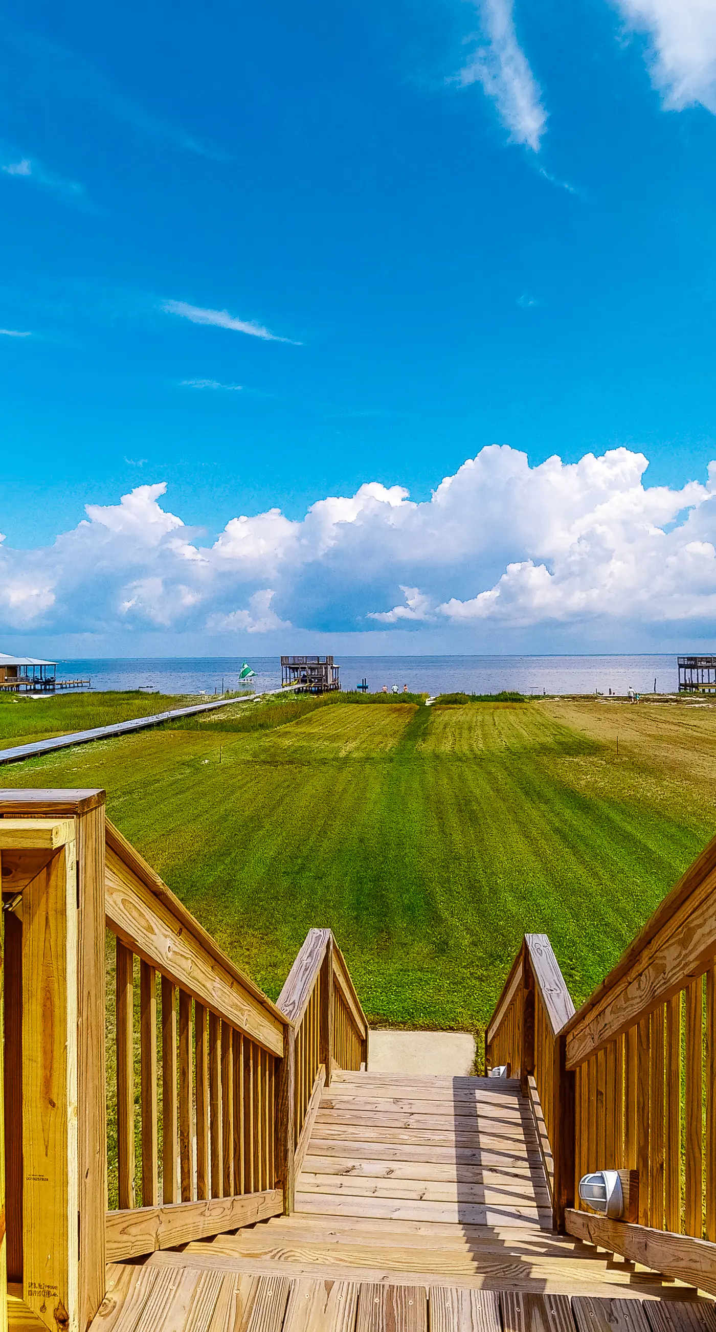 Bayfront home with beach access & breathtaking water views - dog-friendly
