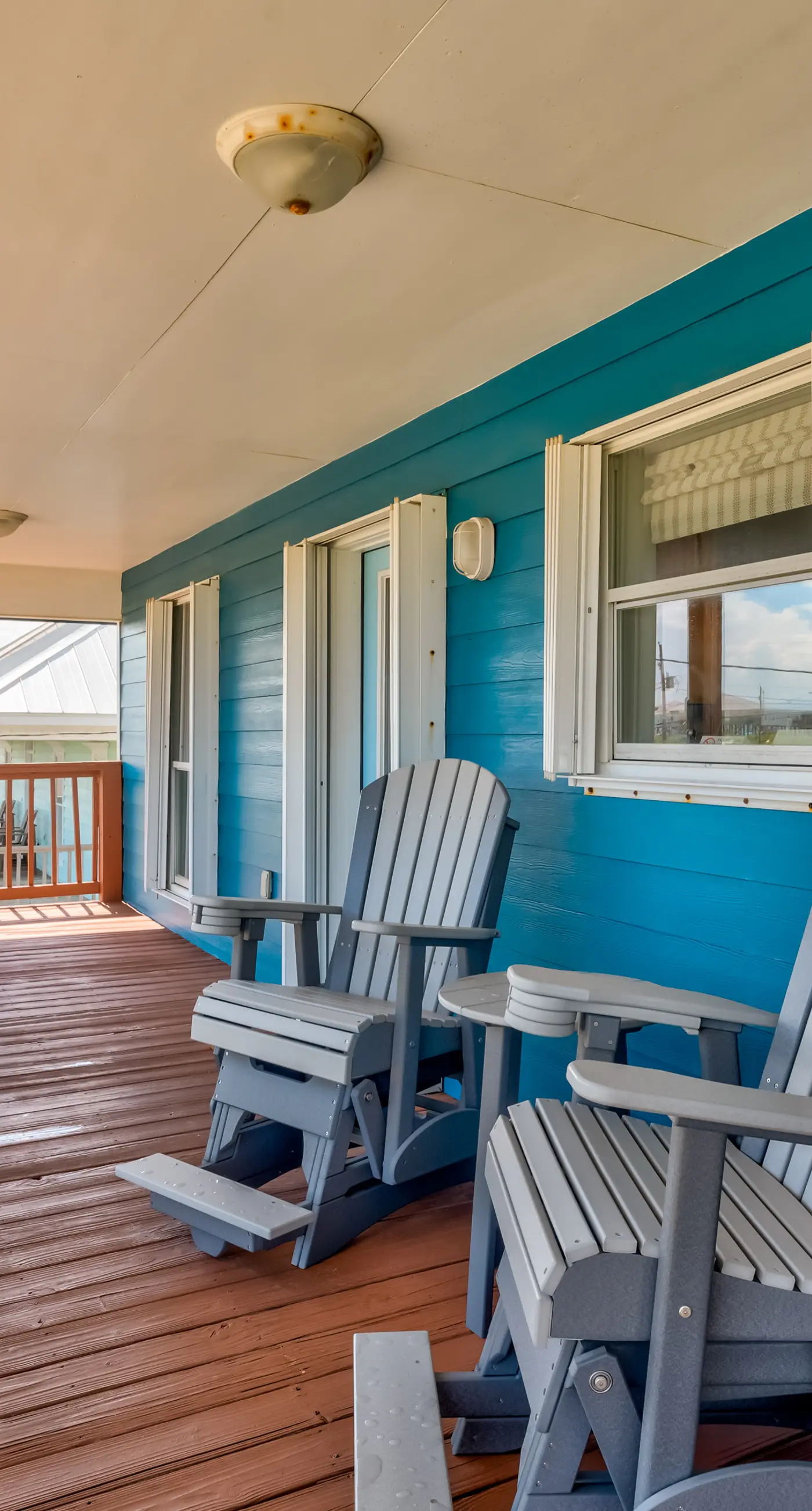 Bayfront home with beach access & breathtaking water views - dog-friendly
