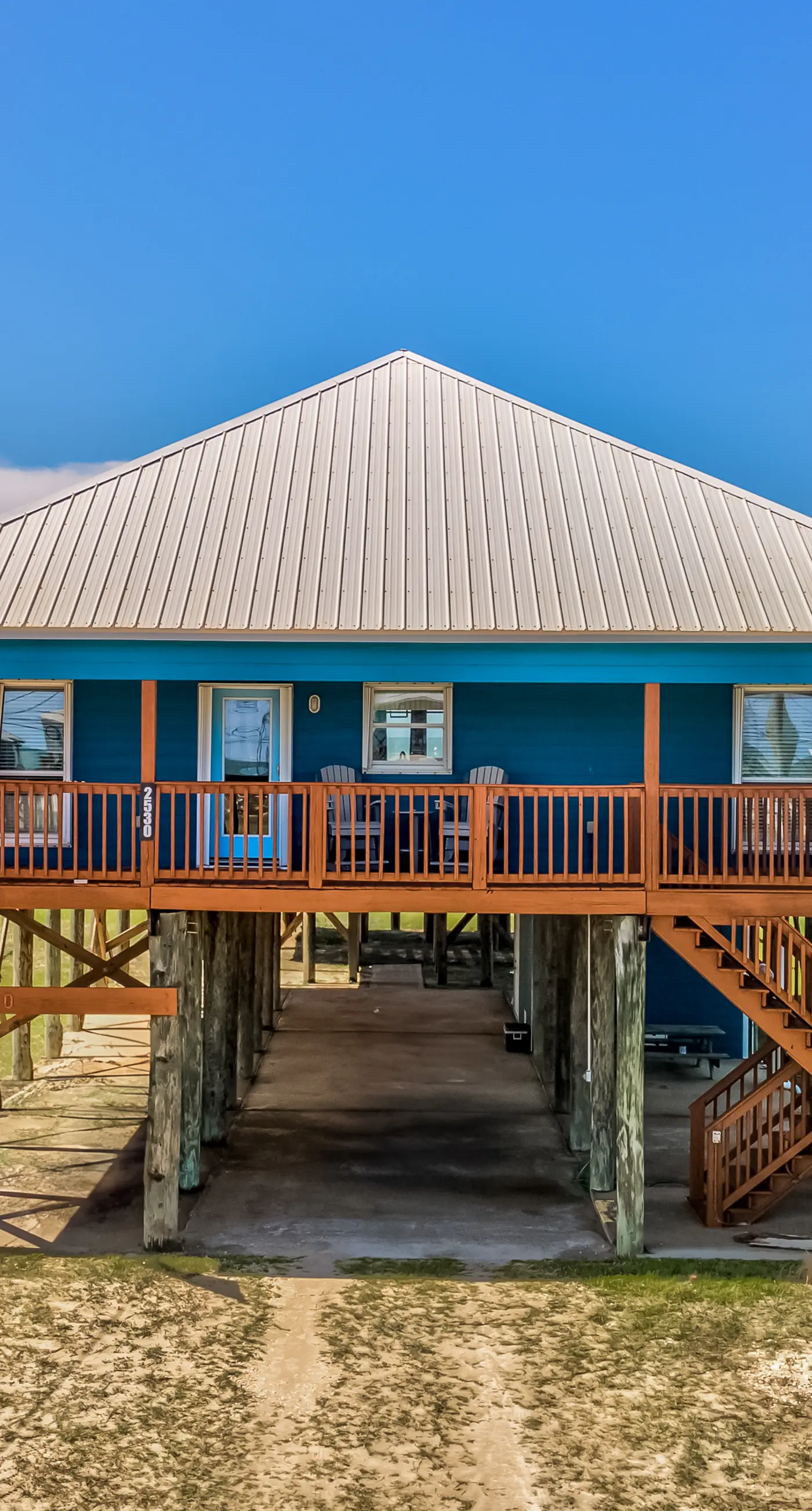 Bayfront home with beach access & breathtaking water views - dog-friendly