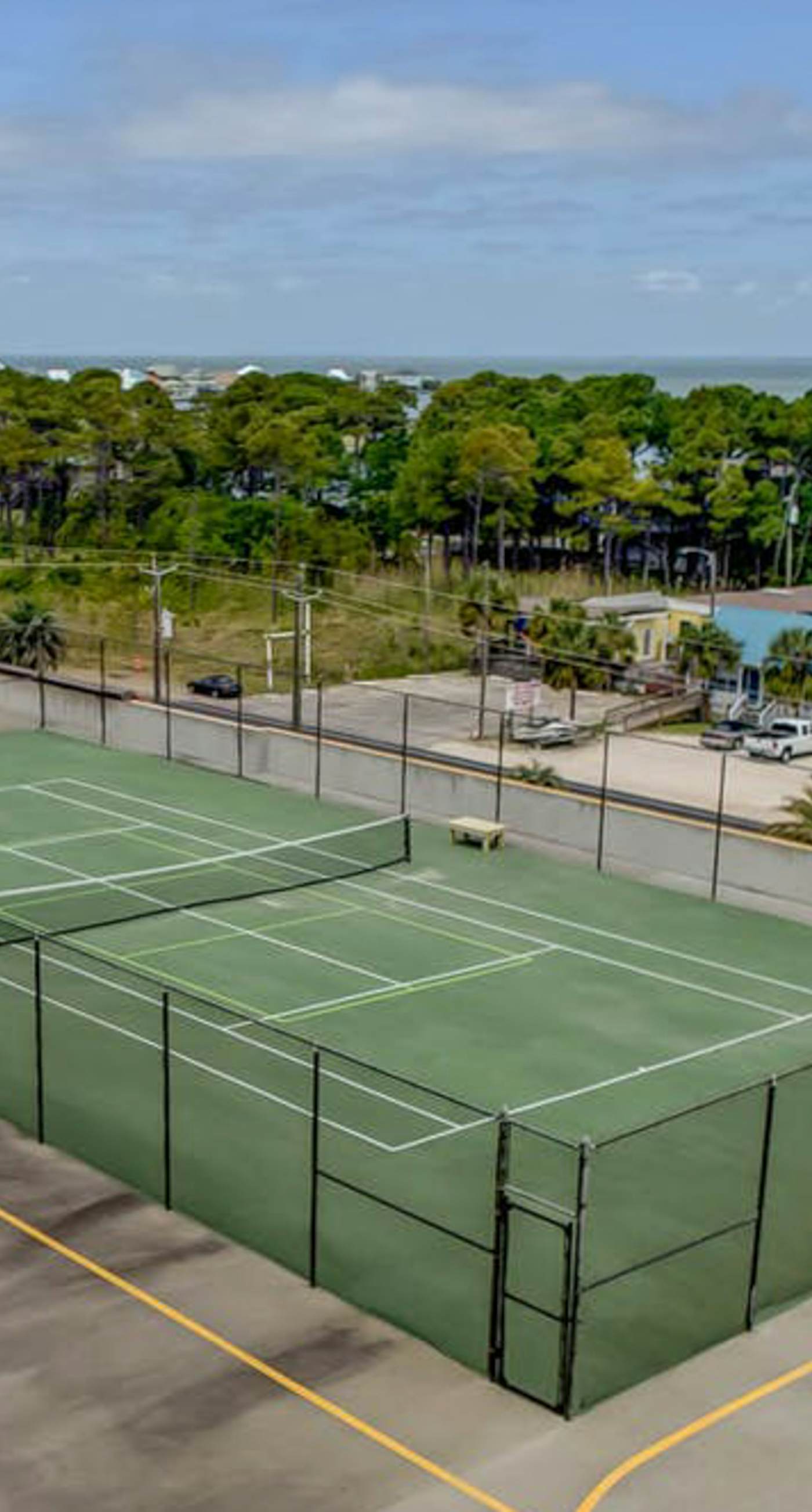 Lovely Gulf front condo w/shared sauna, hot tub, indoor pool, & stunning views