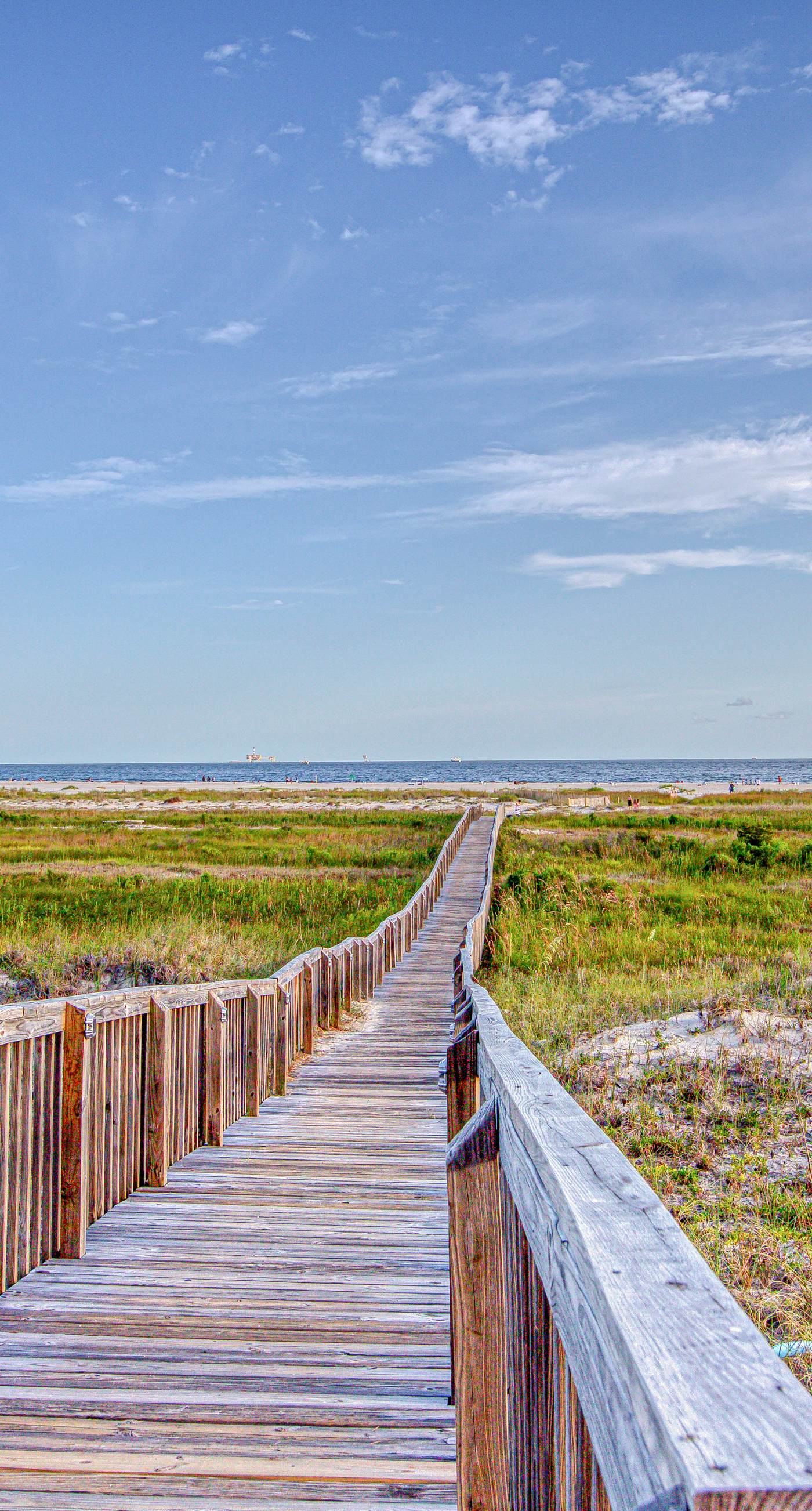 Lovely Gulf front condo w/shared sauna, hot tub, indoor pool, & stunning views