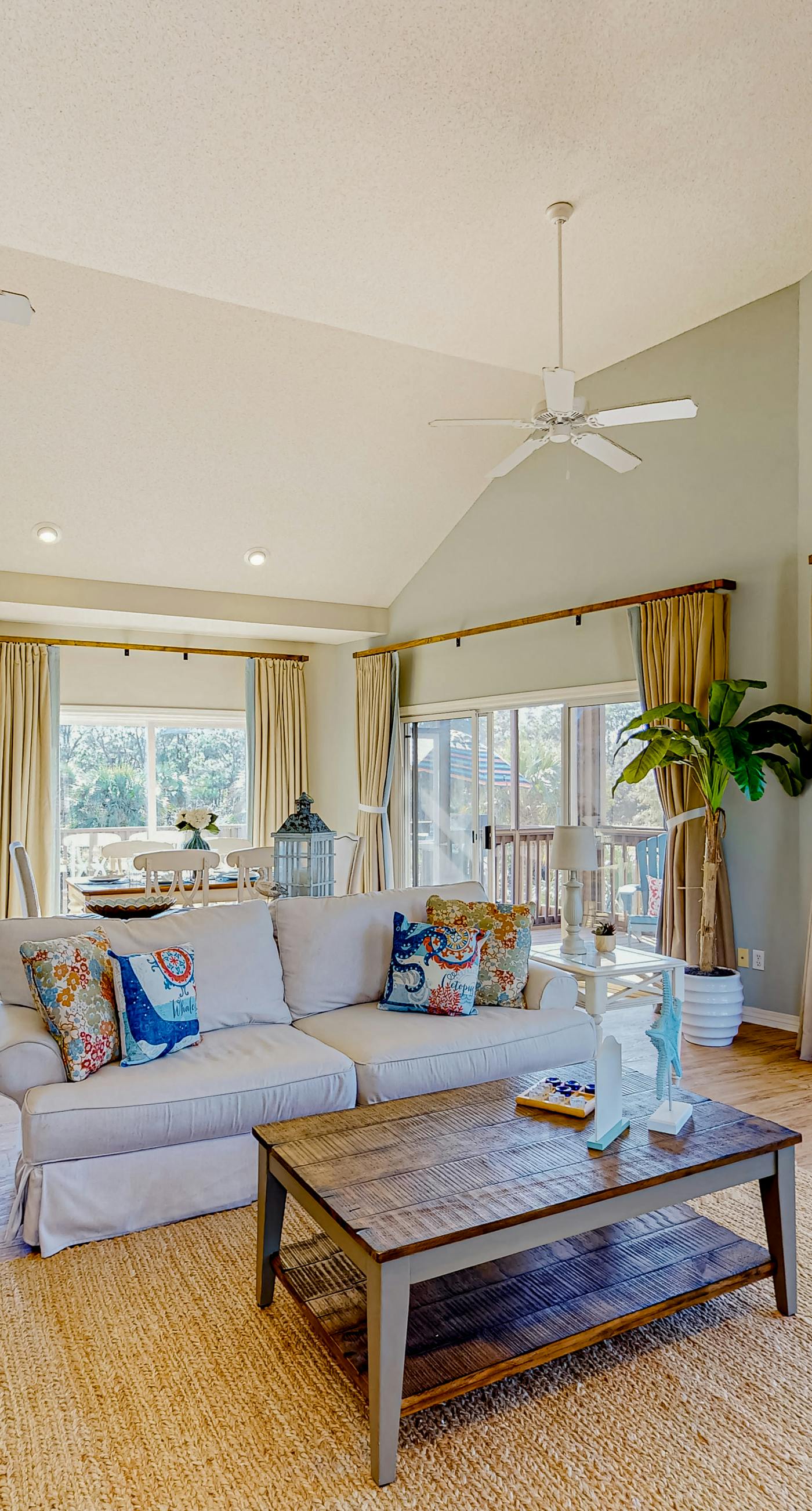 Easy beach access, dog-friendly island home with private hot tub & shared pool