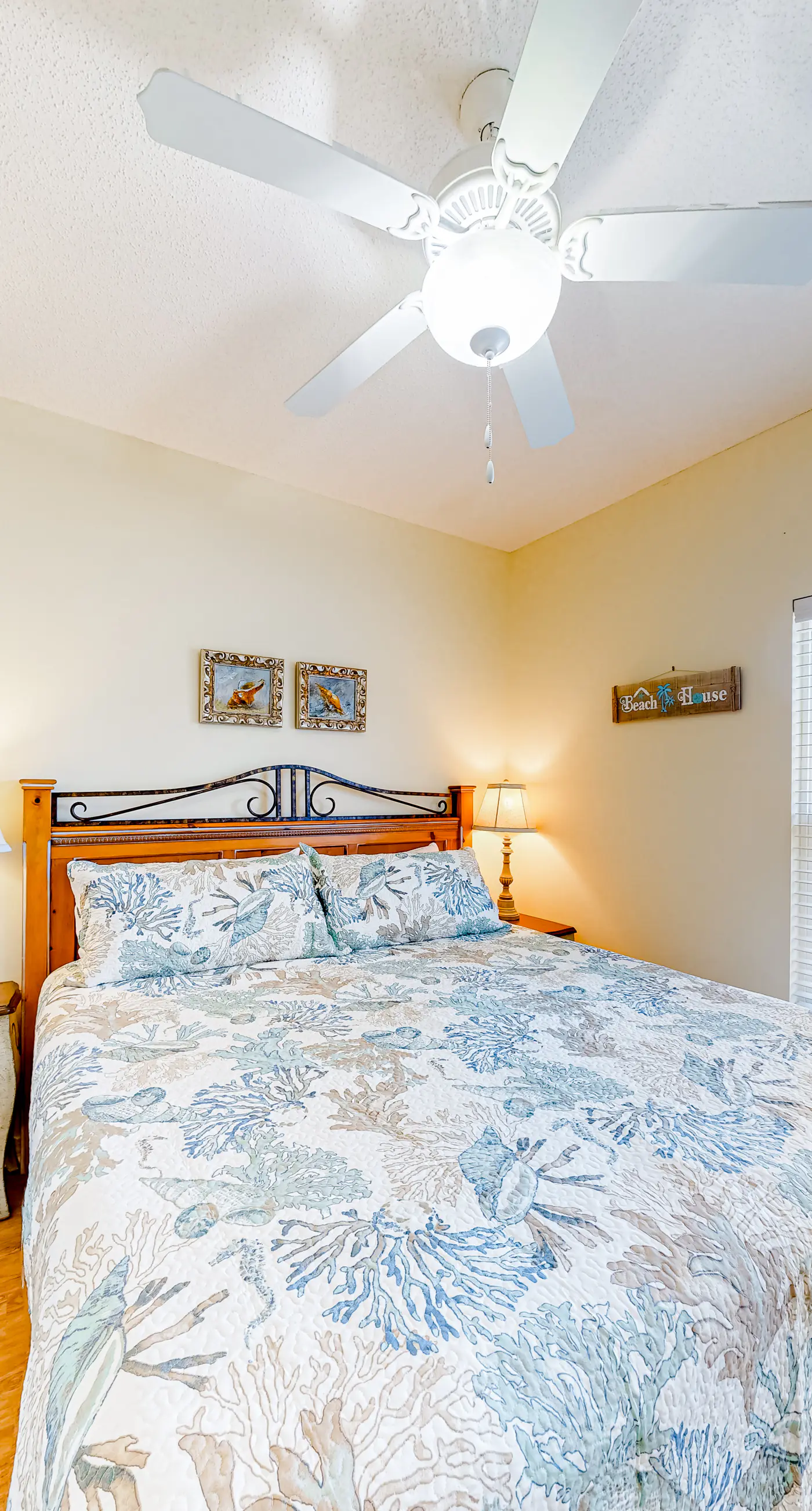 Easy beach access, dog-friendly island home with private hot tub & shared pool