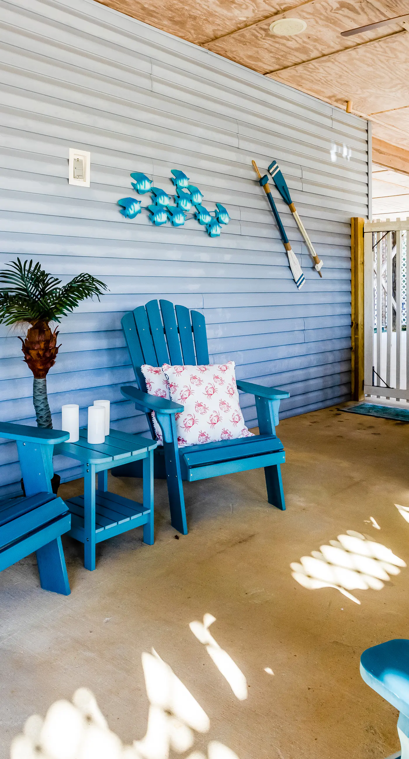 Easy beach access, dog-friendly island home with private hot tub & shared pool