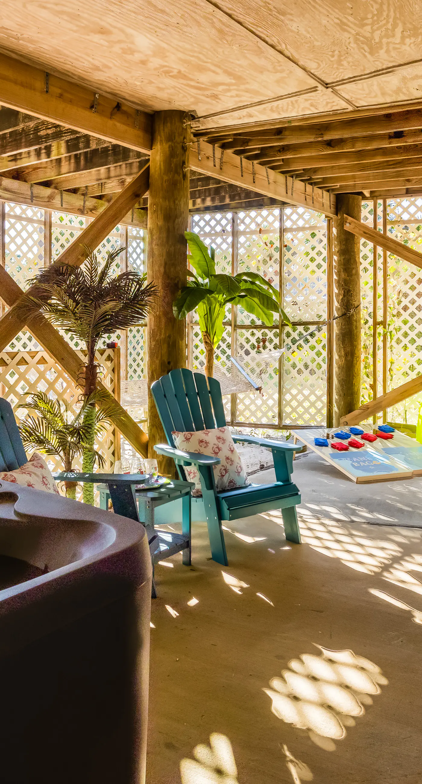 Easy beach access, dog-friendly island home with private hot tub & shared pool