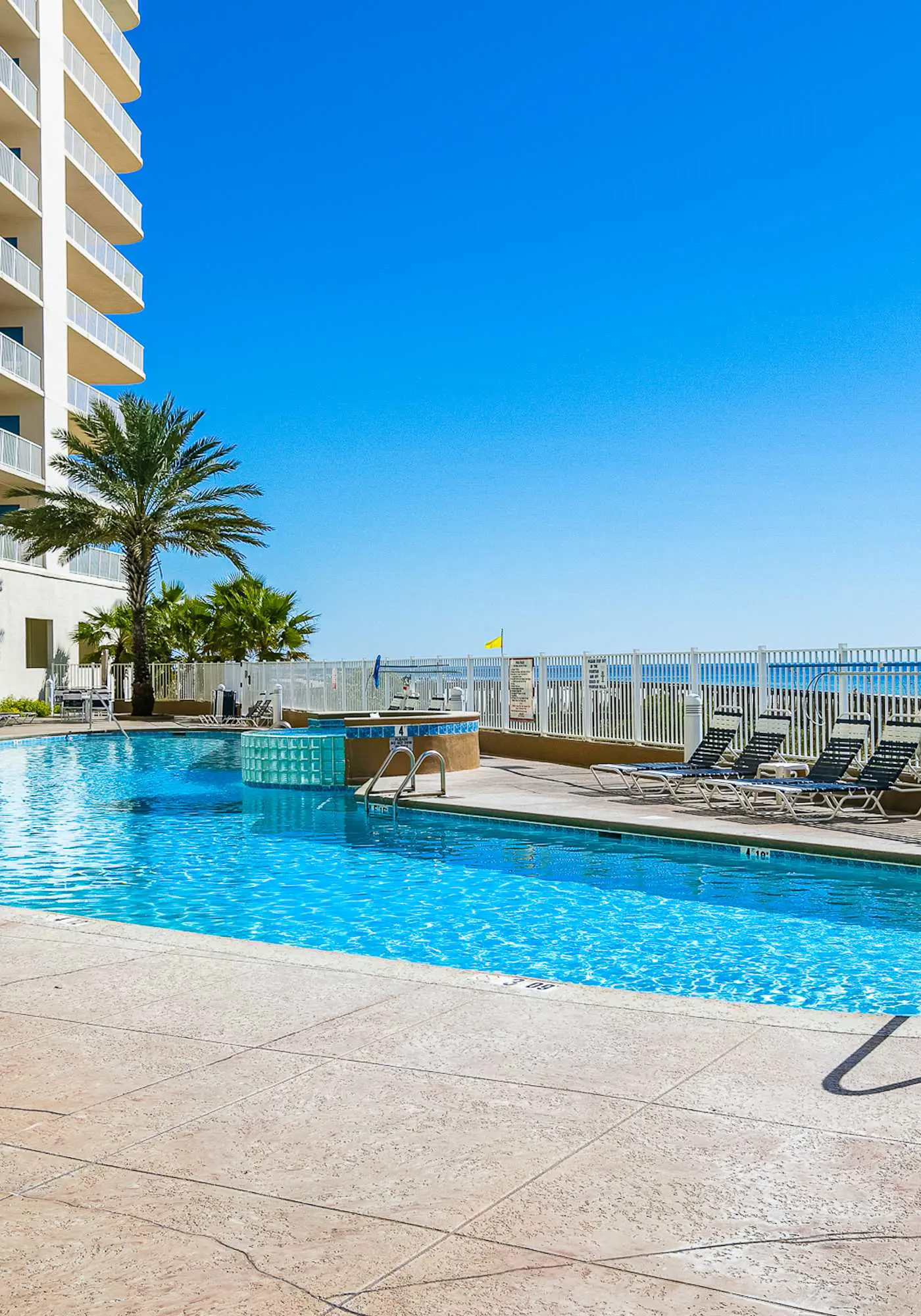 Beachfront condo with Gulf views, indoor & outdoor pools, gym & sauna