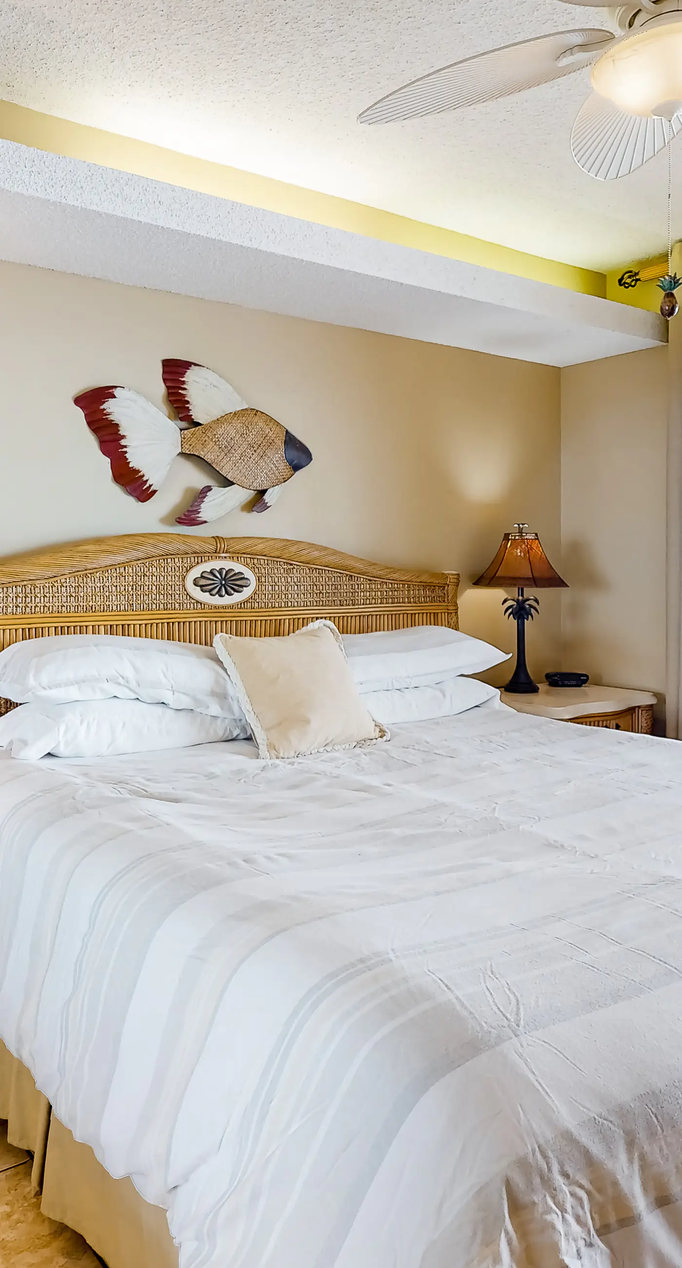 Gulf-front getaway with pool, hot tub, athletic courts & central AC