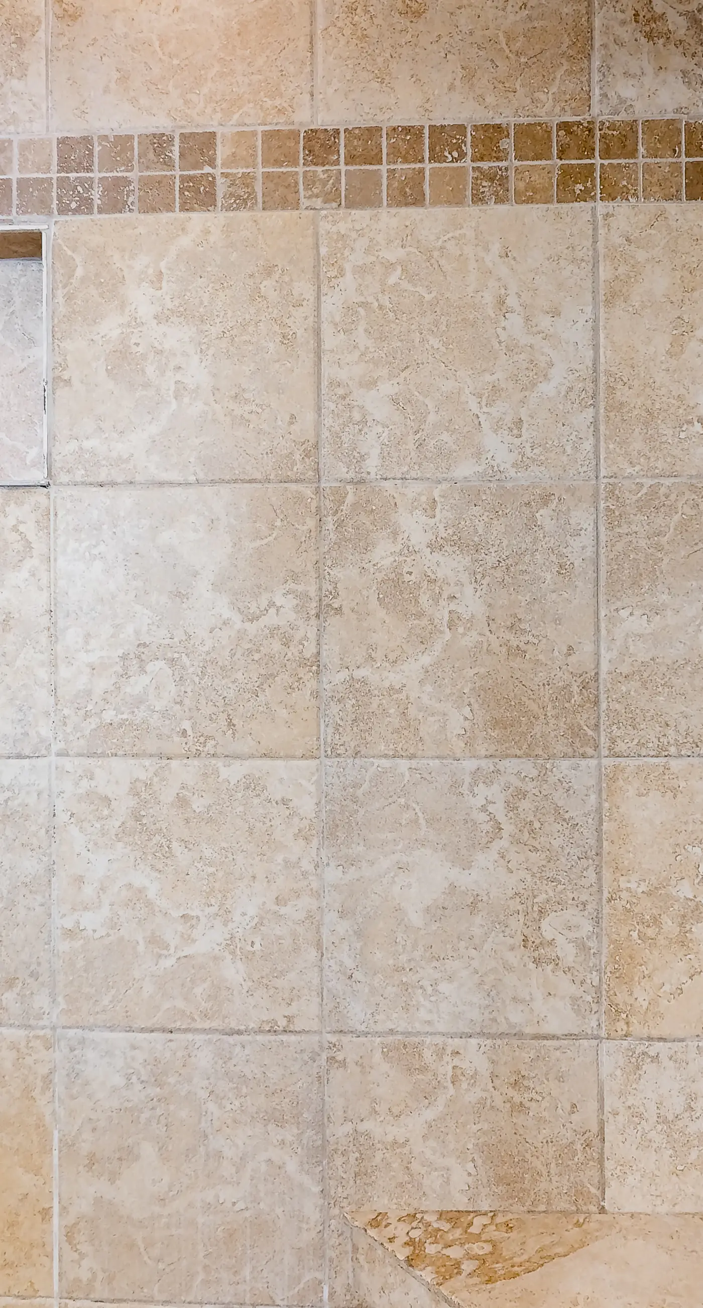 Gulf-front getaway with pool, hot tub, athletic courts & central AC