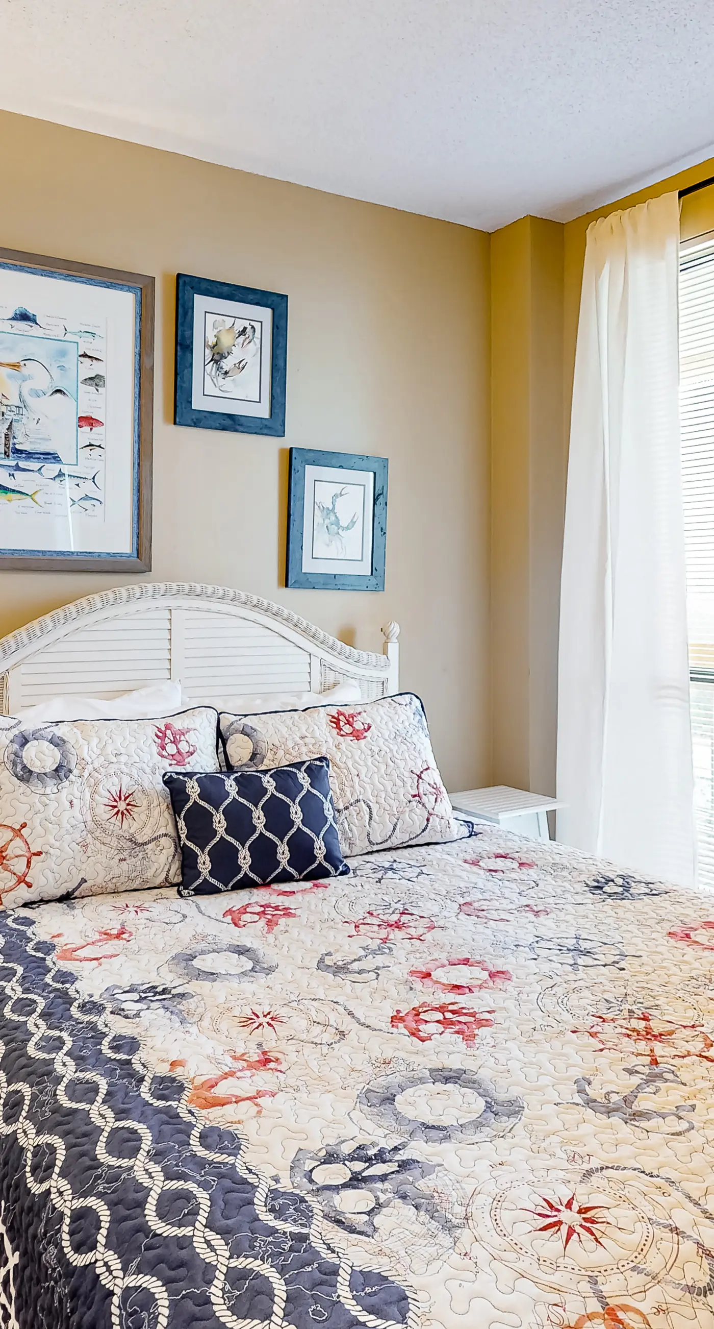 Gulf-front getaway with pool, hot tub, athletic courts & central AC