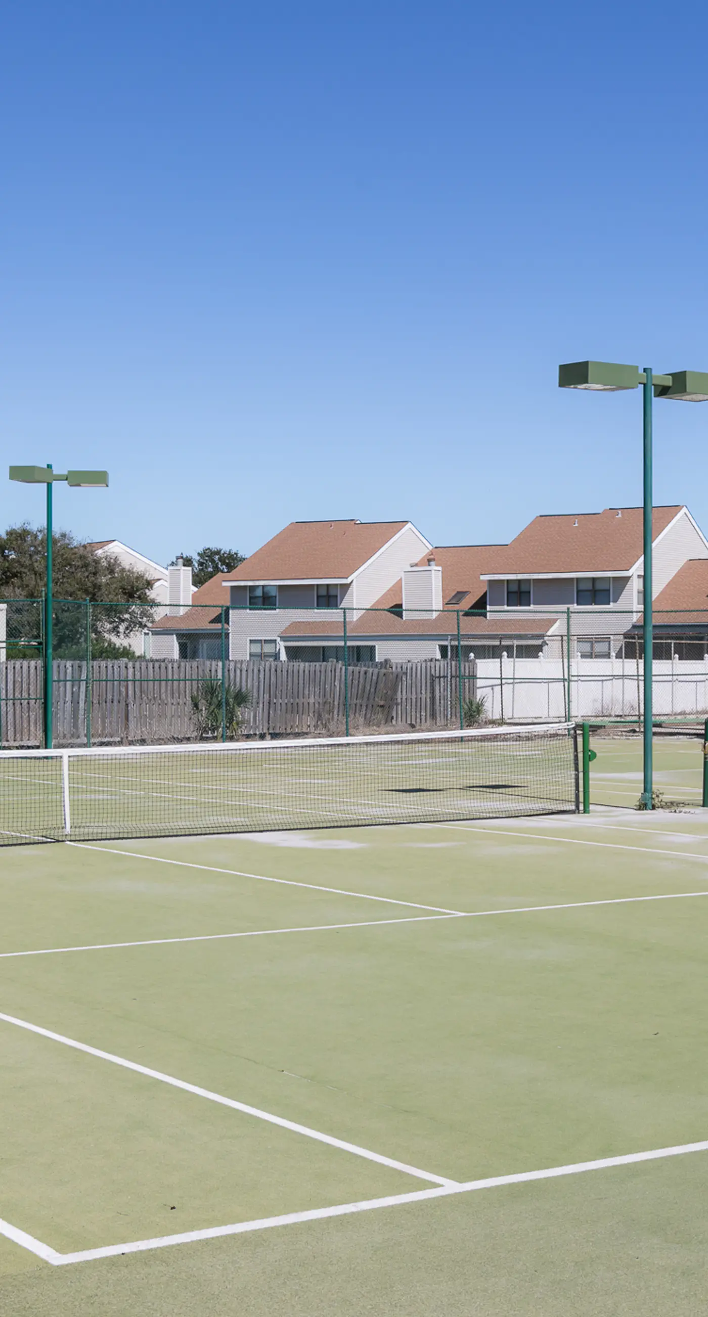 Gulf-front getaway with pool, hot tub, athletic courts & central AC