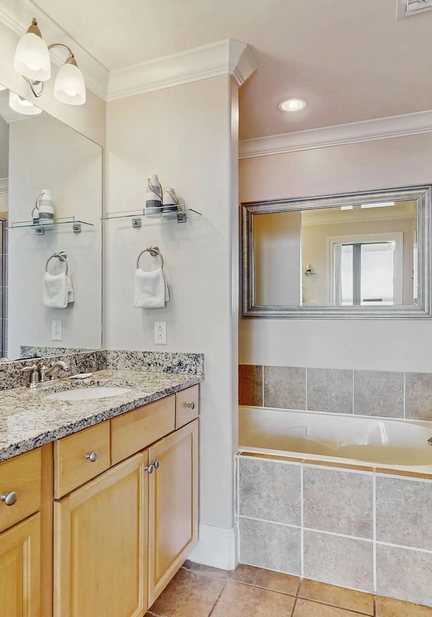 Bright & beachy waterfront condo with pools, tennis, gym, spacious balcony & W/D