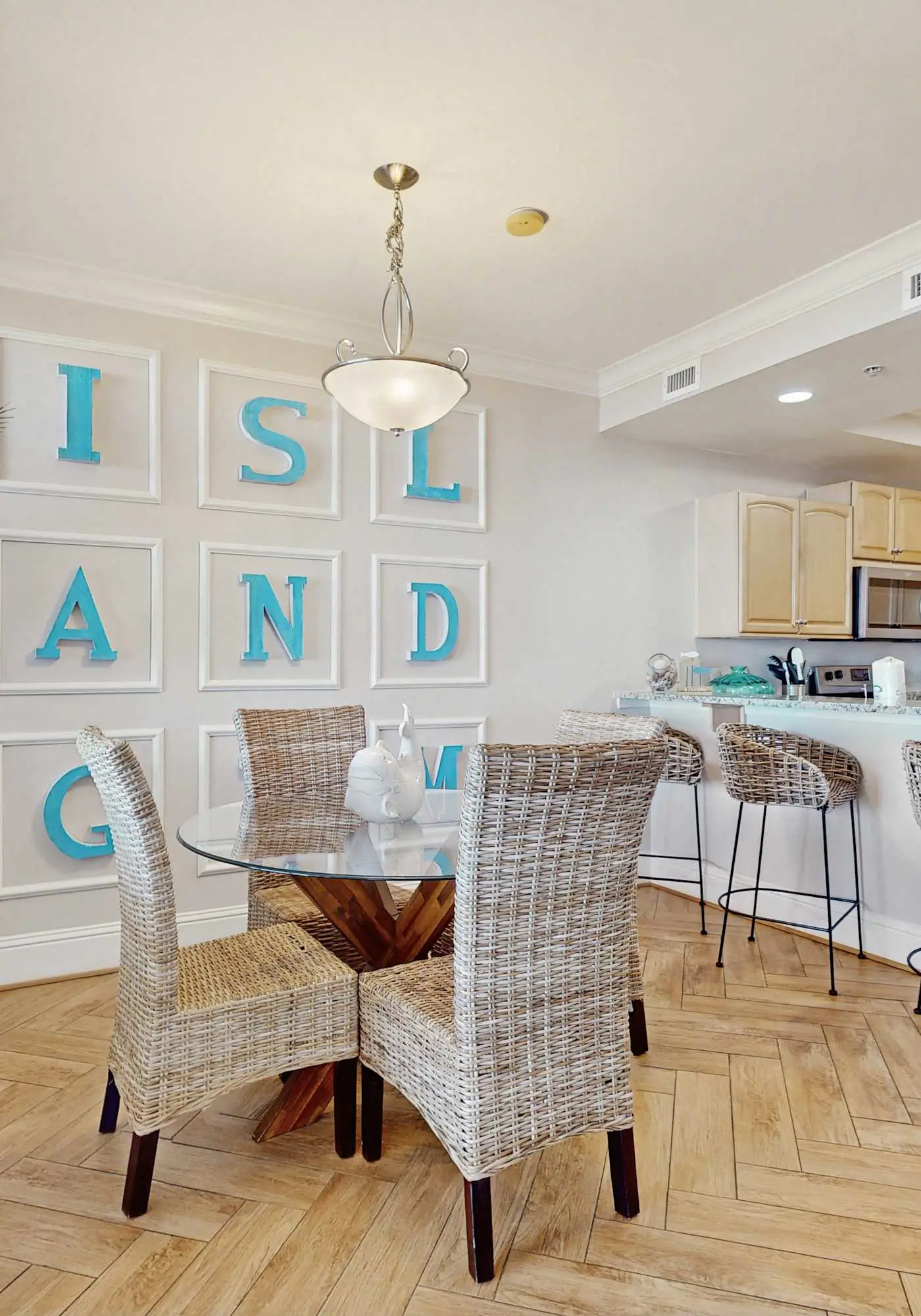 Bright & beachy waterfront condo with pools, tennis, gym, spacious balcony & W/D