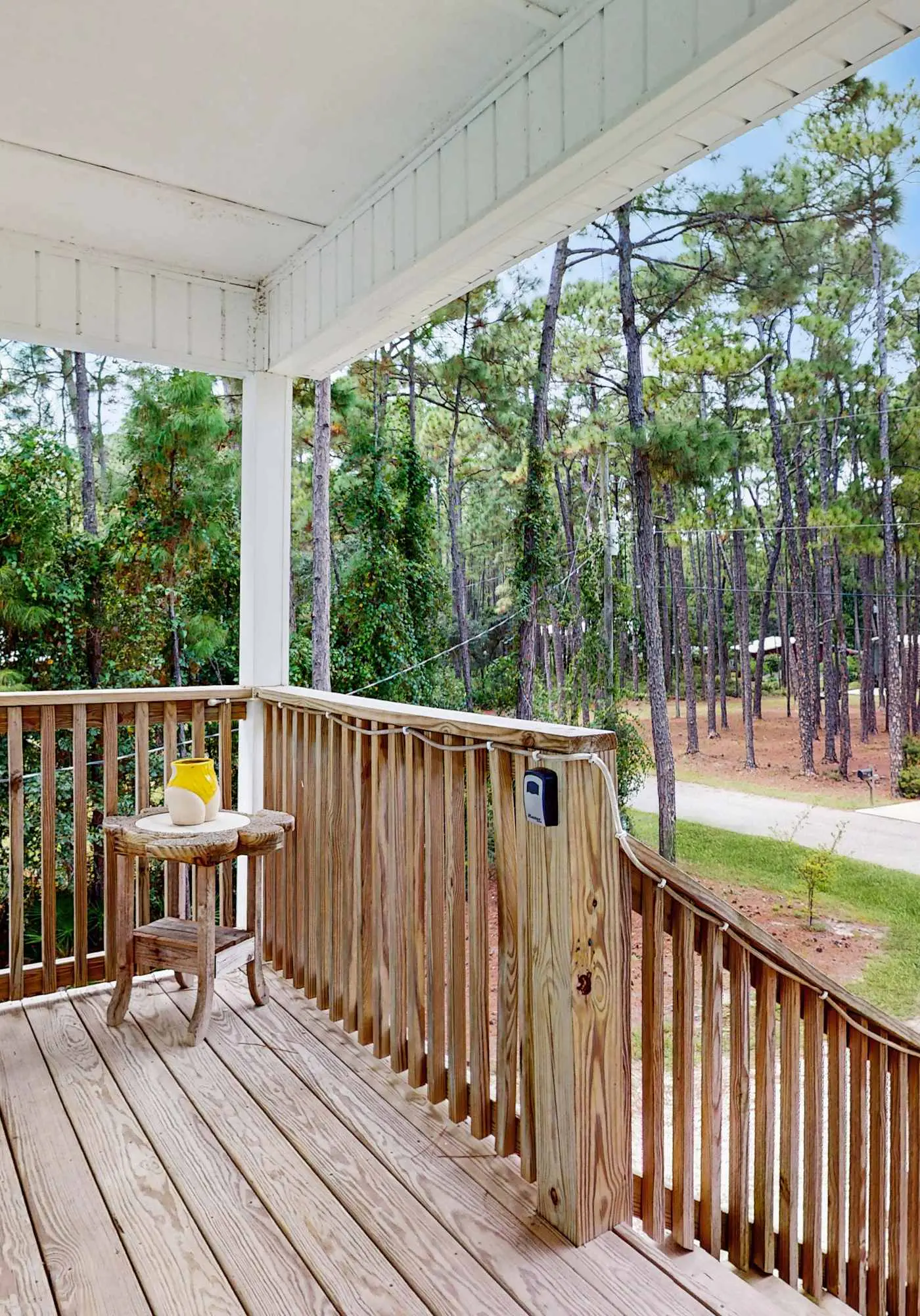 Island Home With Spacious Deck, Lower Patio, Free WiFi, & Beach Access Nearby