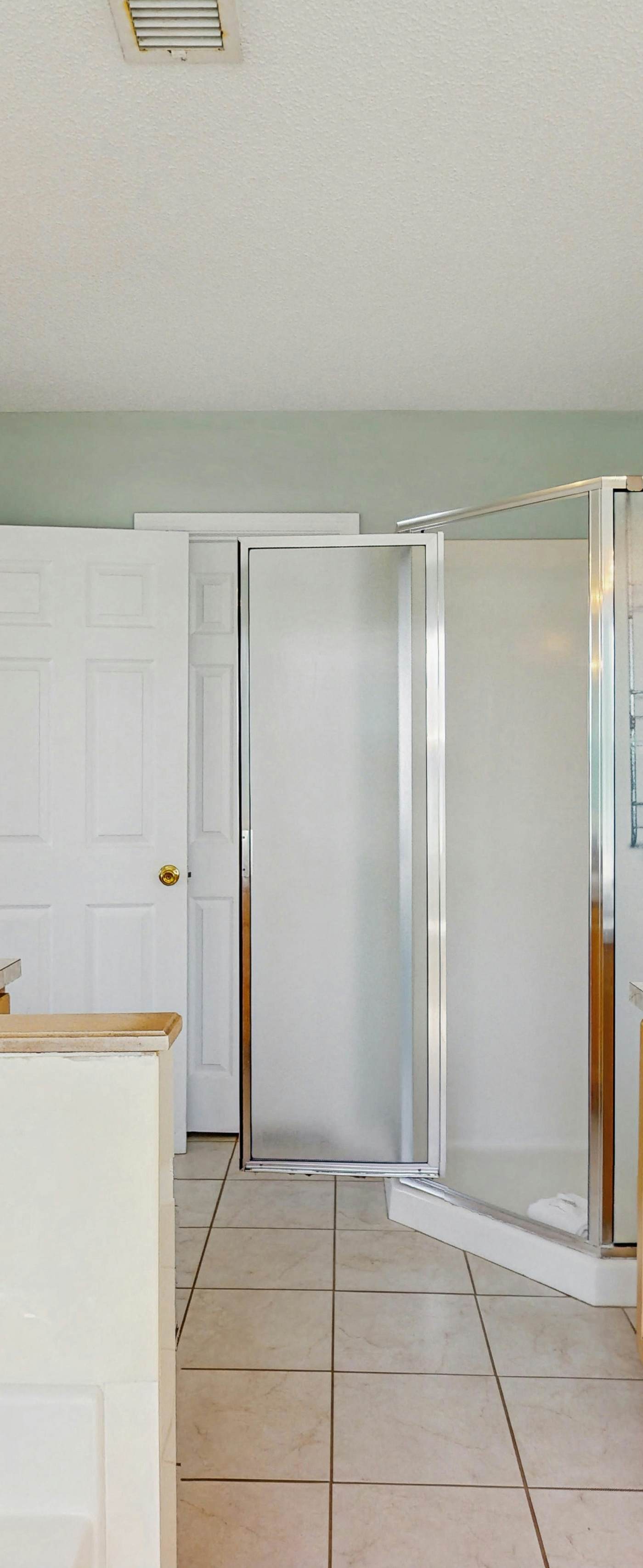 Dog-Friendly Oceanside Home with Free WiFi, Central AC, Private W&D, Balcony