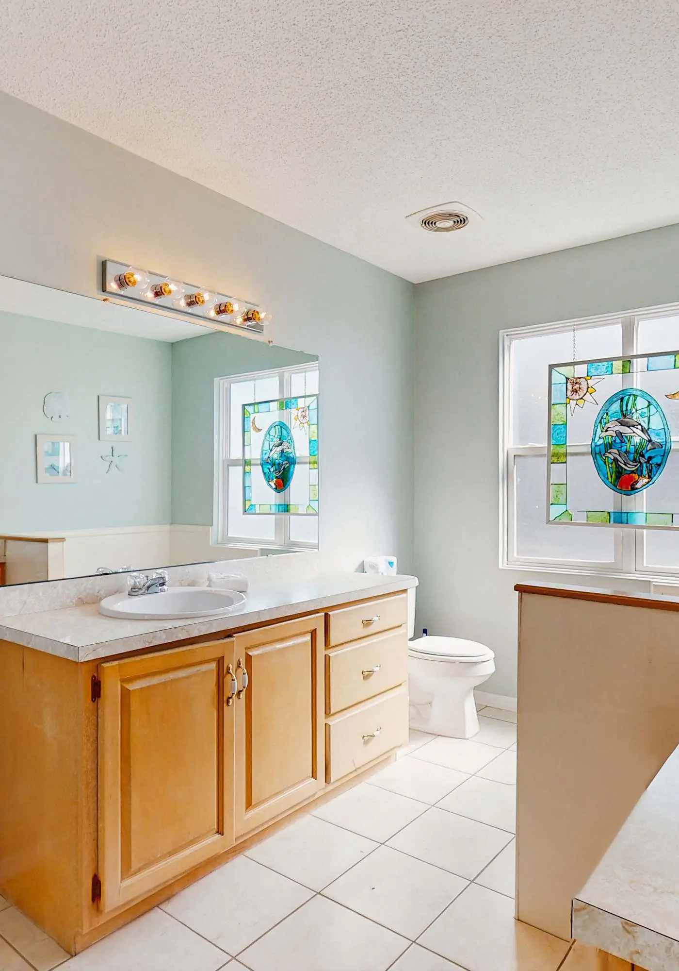 Dog-Friendly Oceanside Home with Free WiFi, Central AC, Private W&D, Balcony