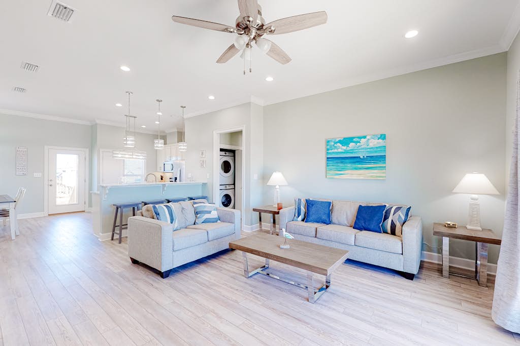 Dog-friendly home with Gulf views, washer,dryer & central AC