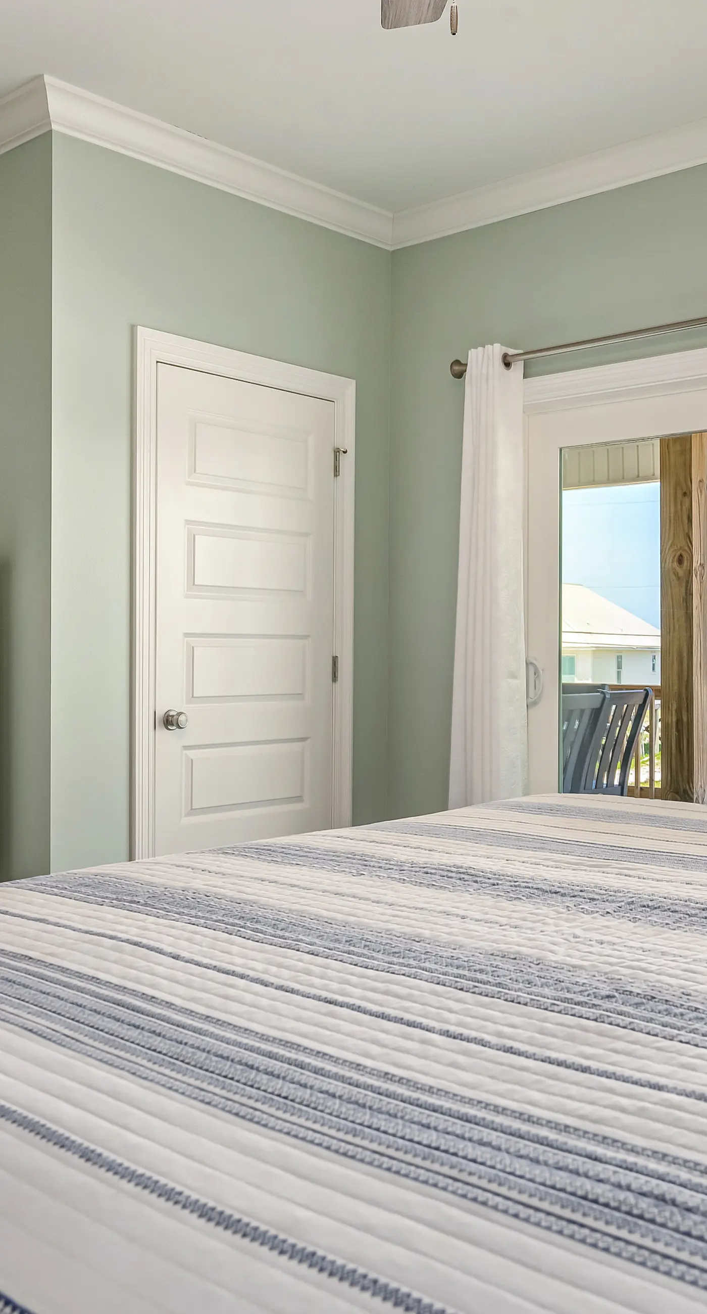 Beach house with Gulf views, deck, hot tub, new pool, grill, & WiFi