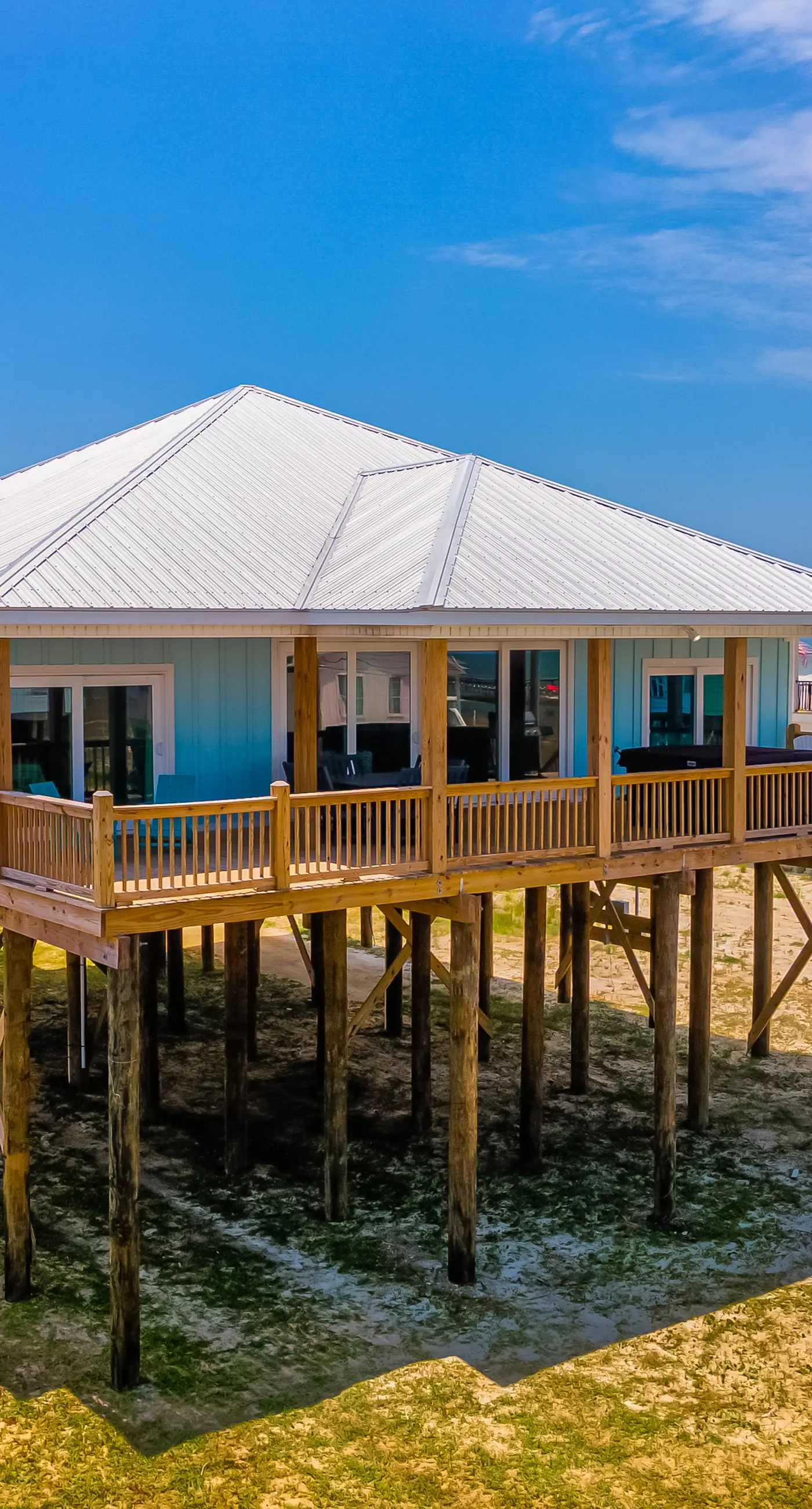Beach house with Gulf views, deck, hot tub, new pool, grill, & WiFi