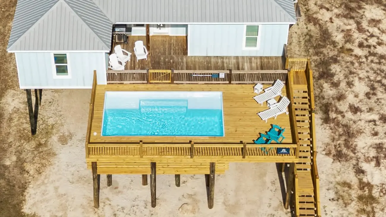 Beach house with Gulf views, deck, hot tub, new pool, grill, & WiFi