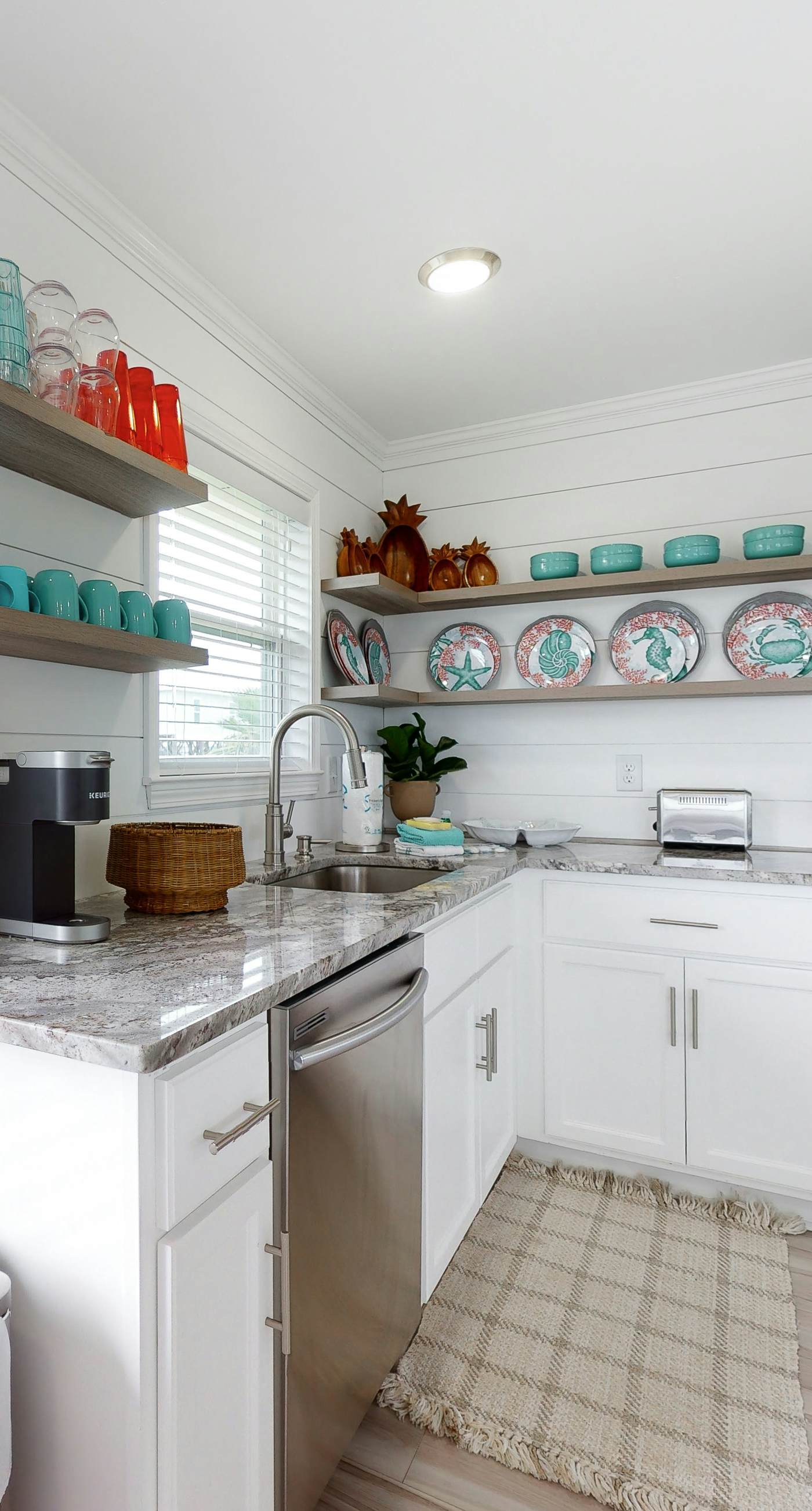 Bay view home with WiFi, central ac, & decks - snowbirds, dogs welcome