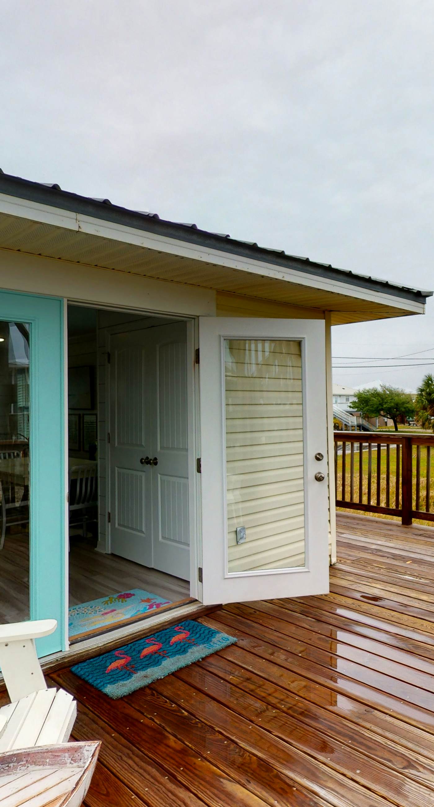 Bay view home with WiFi, central ac, & decks - snowbirds, dogs welcome