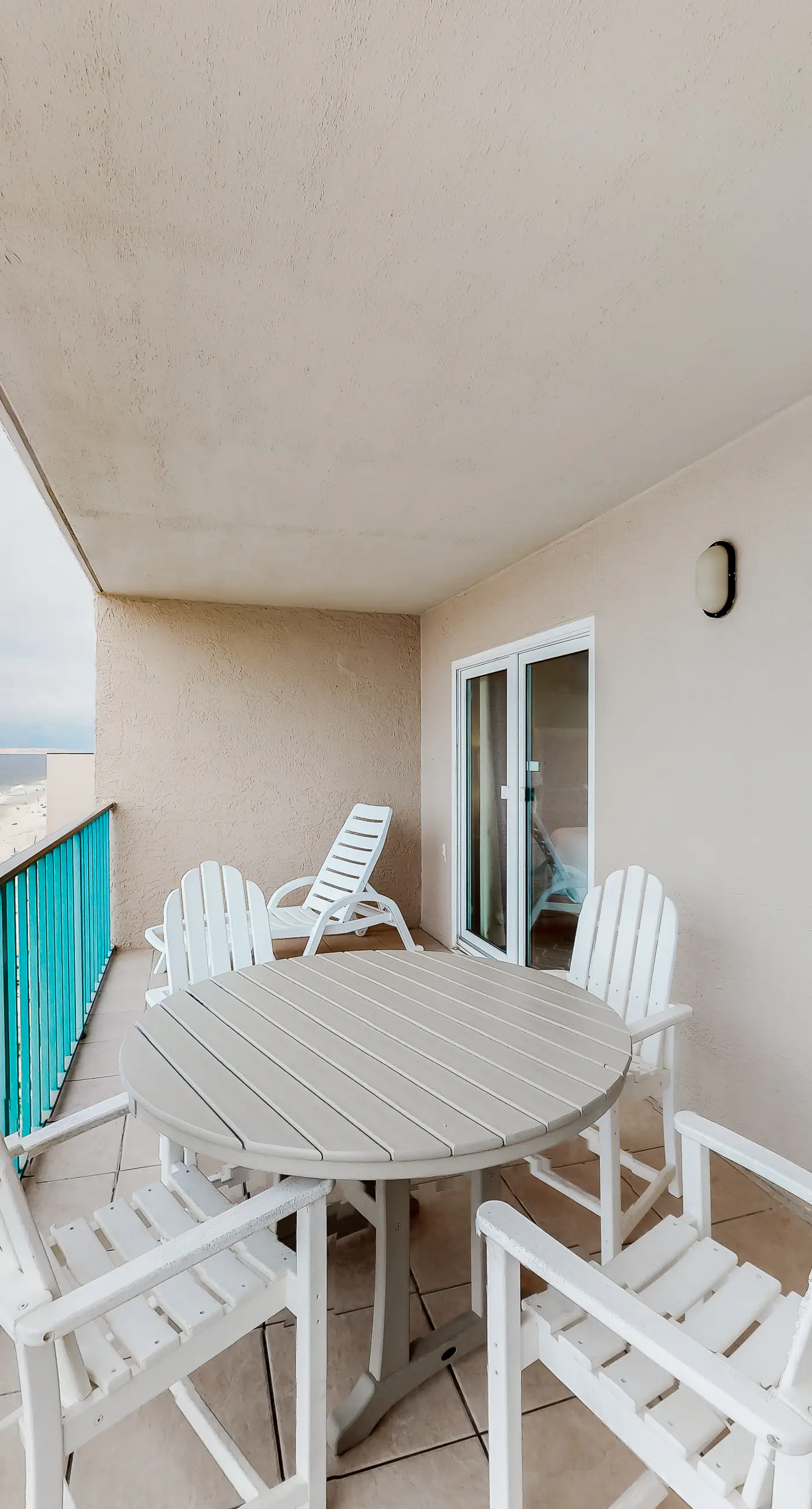 Gulf-front condo with central AC, balcony & pool