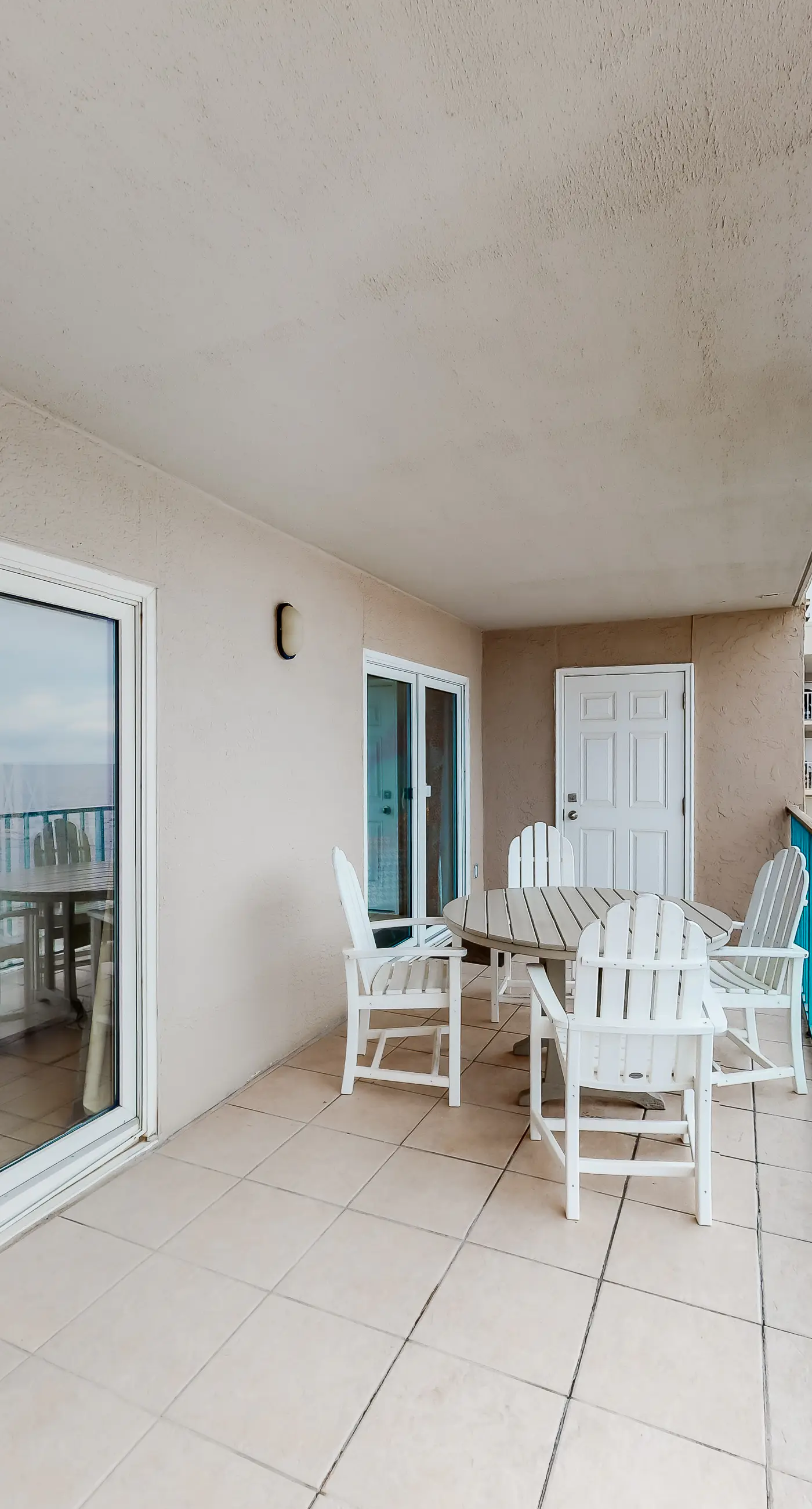 Gulf-front condo with central AC, balcony & pool