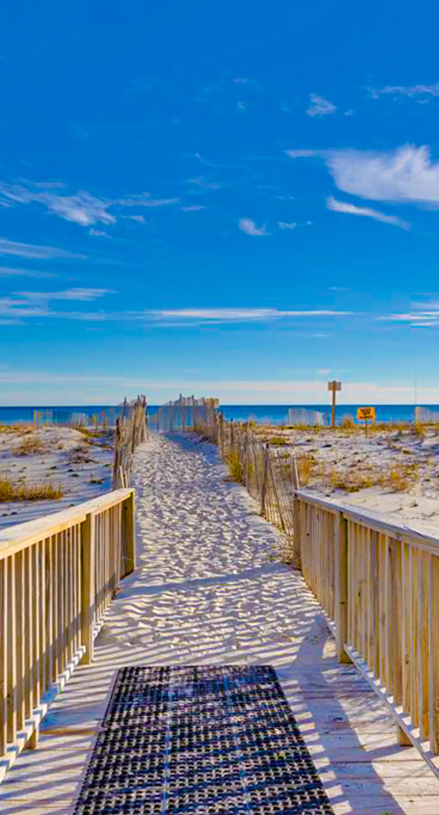 Gulf-front condo with central AC, balcony & pool