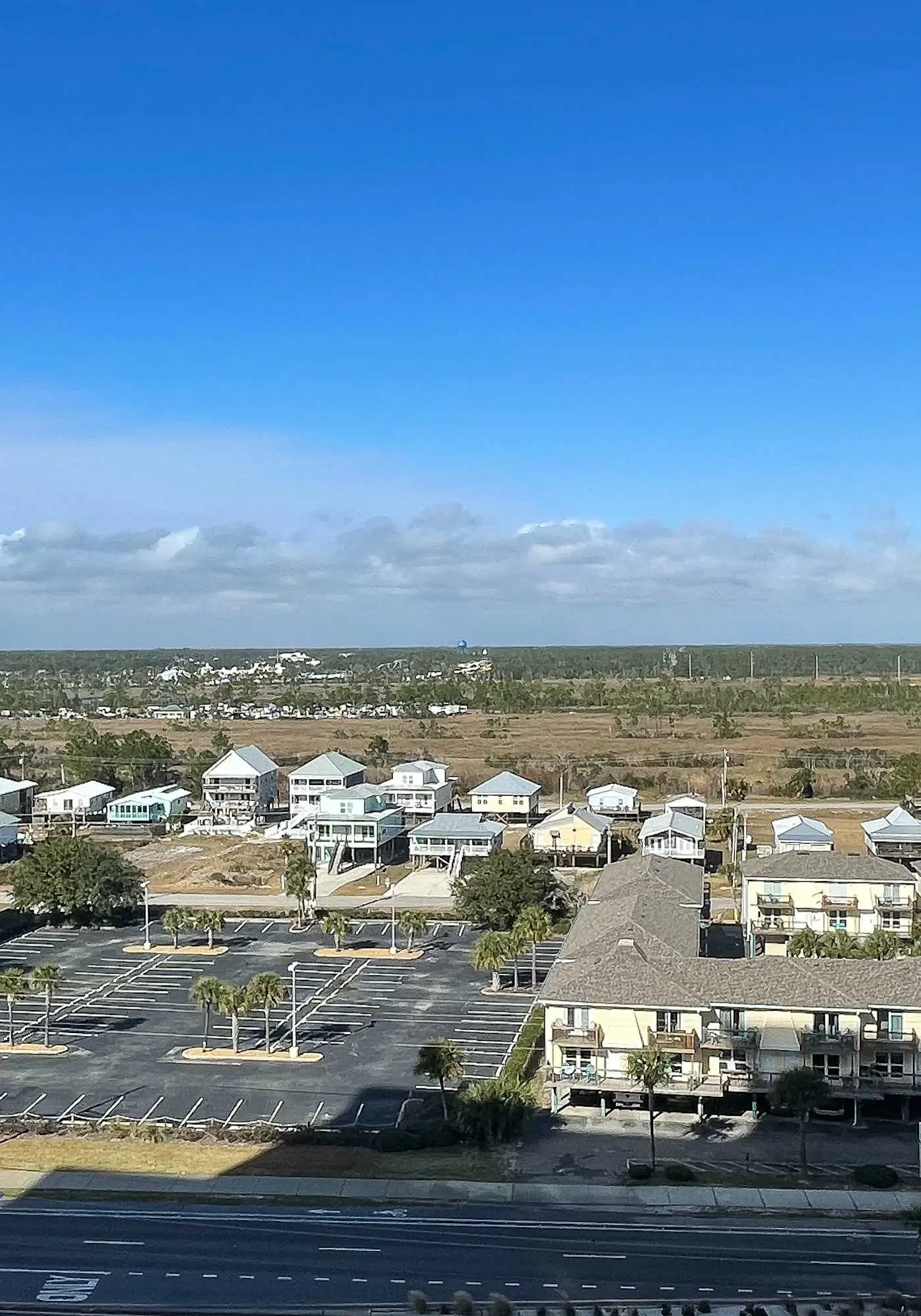 Oceanfront 10th-floor condo with balcony, great view, W&D, & pool access