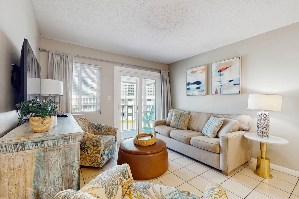 Gorgeous top-floor beachfront condo with indoor pool, hot tub, sauna, & gym