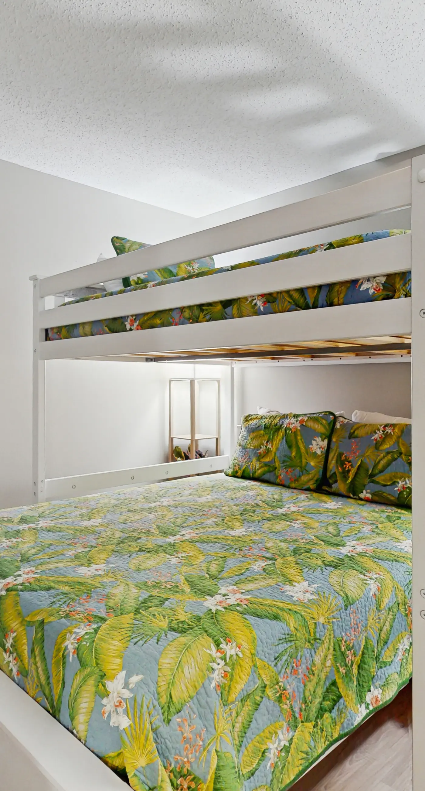 Gorgeous top-floor beachfront condo with indoor pool, hot tub, sauna, & gym