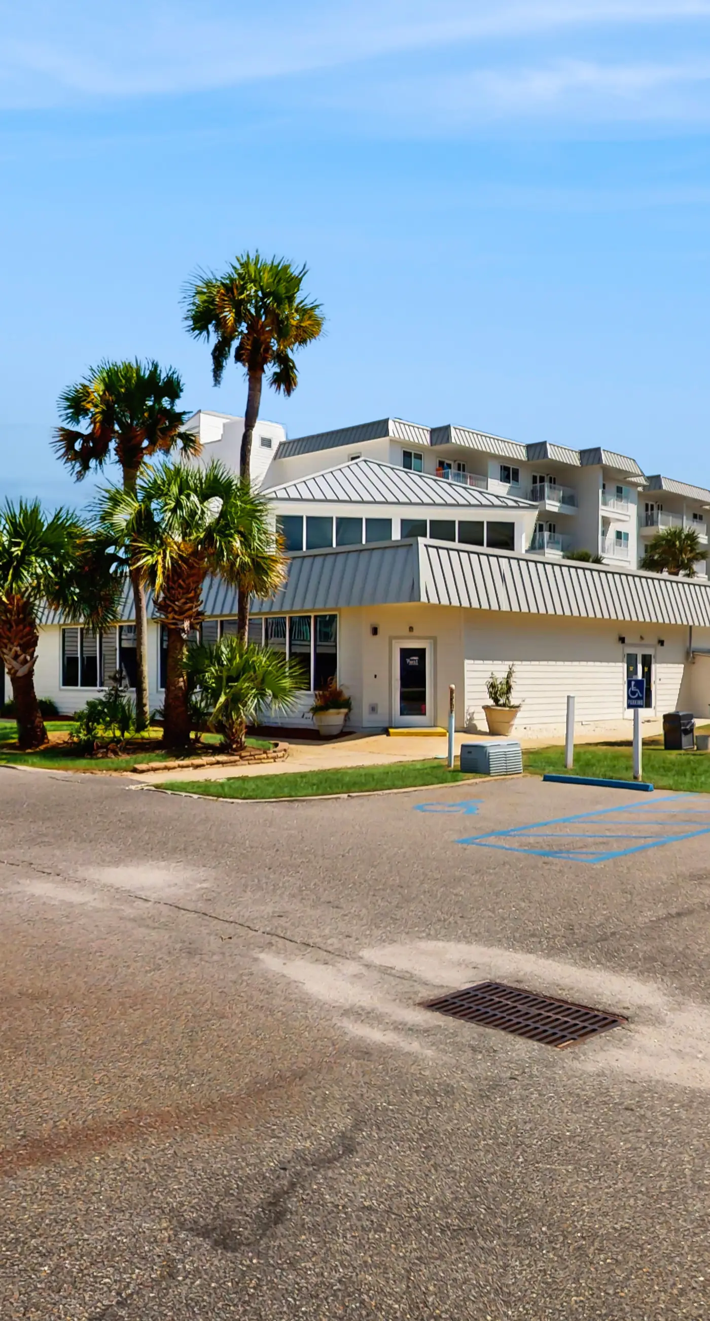Gorgeous top-floor beachfront condo with indoor pool, hot tub, sauna, & gym