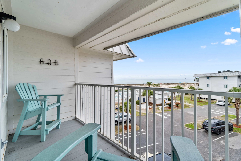 Gorgeous top-floor beachfront condo with indoor pool, hot tub, sauna, & gym