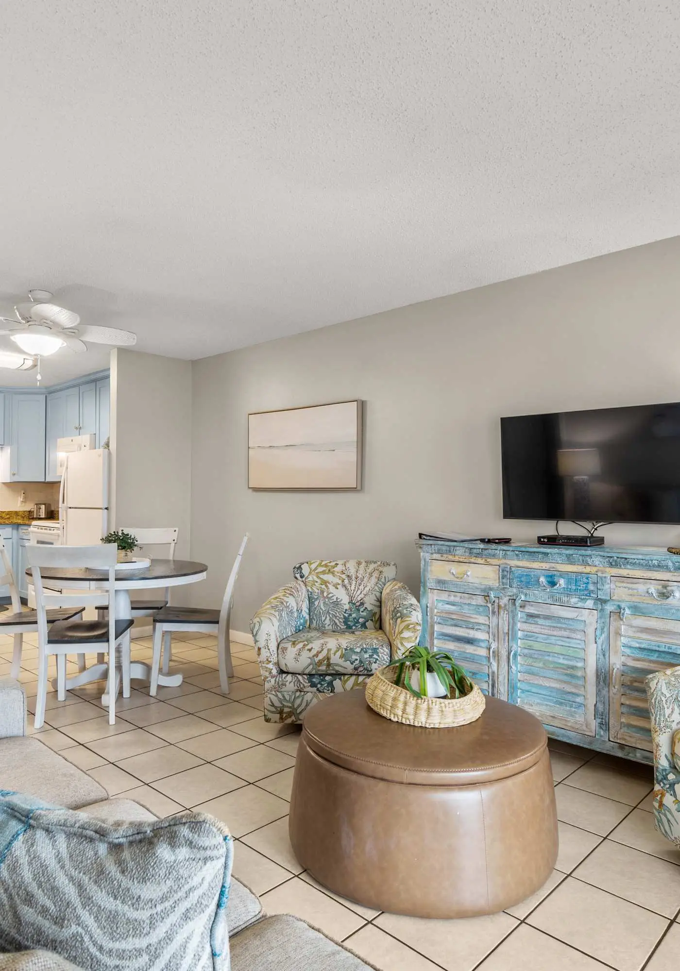 Gorgeous top-floor beachfront condo with indoor pool, hot tub, sauna, & gym